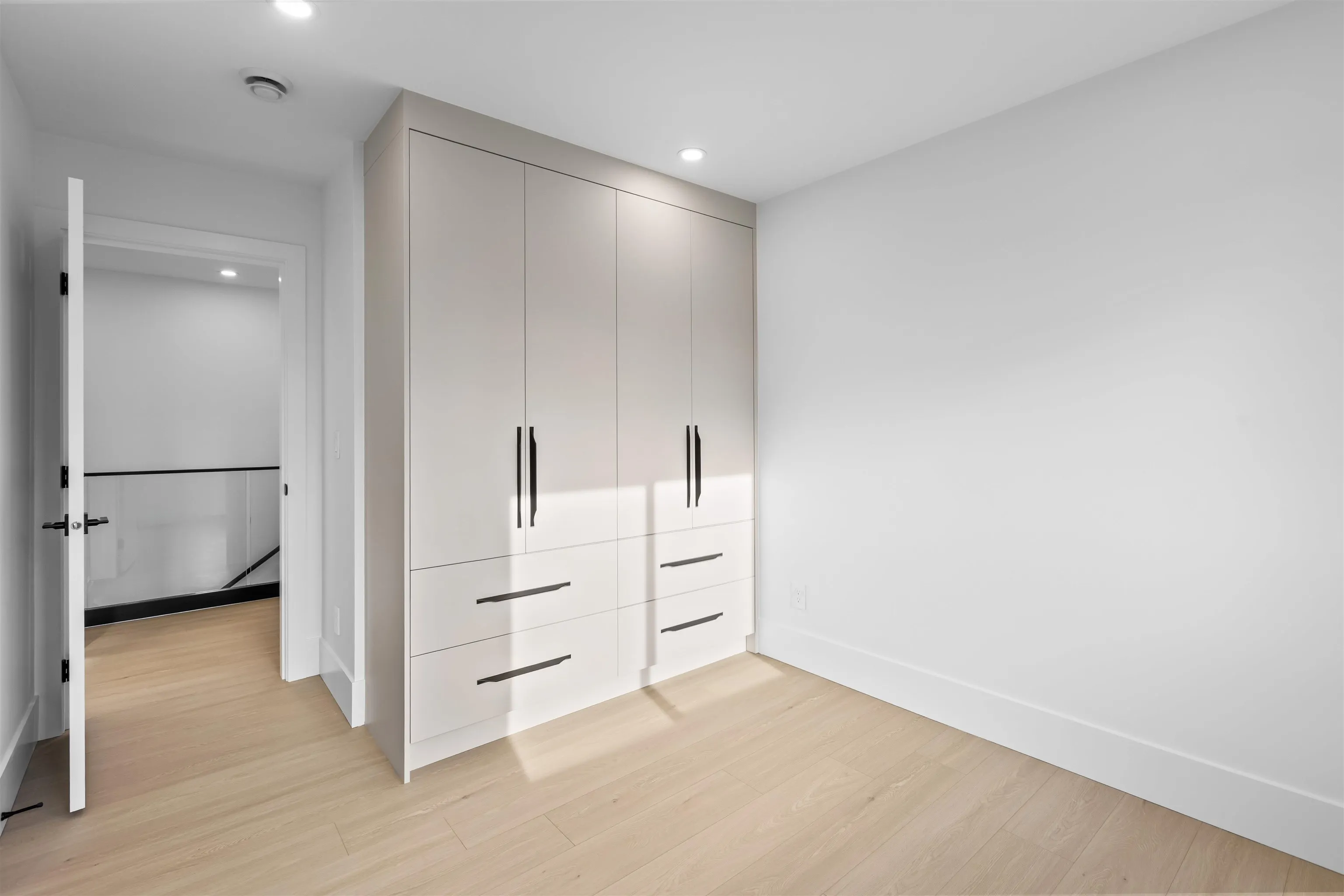 6831 Salisbury Avenue #3