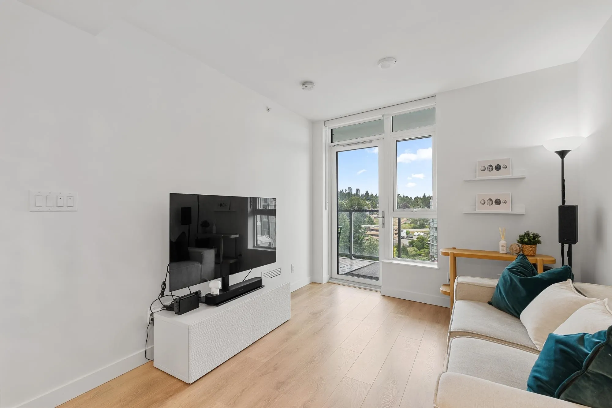 308 Alderson Avenue #1308