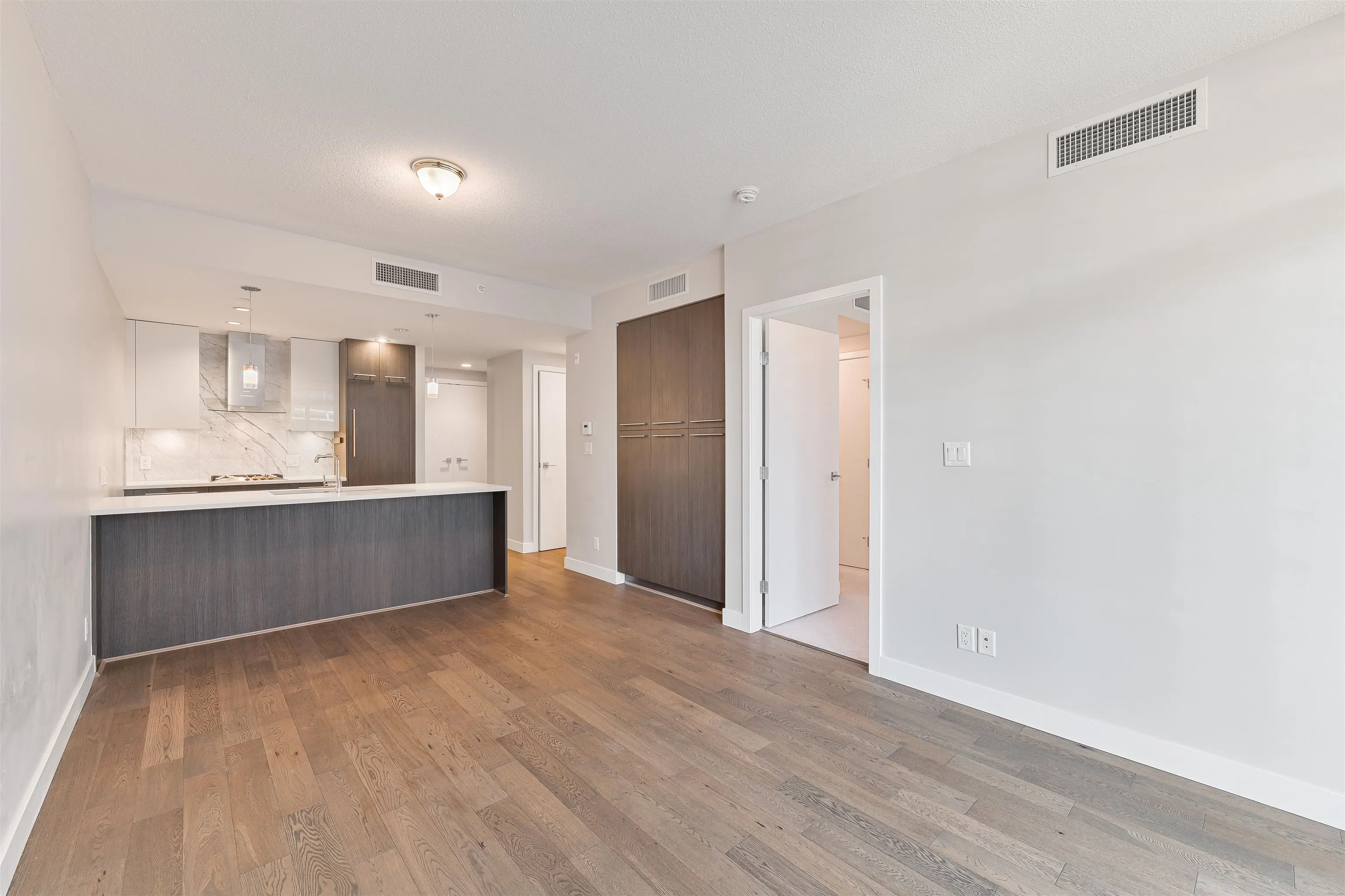 655 W 41st Avenue #202