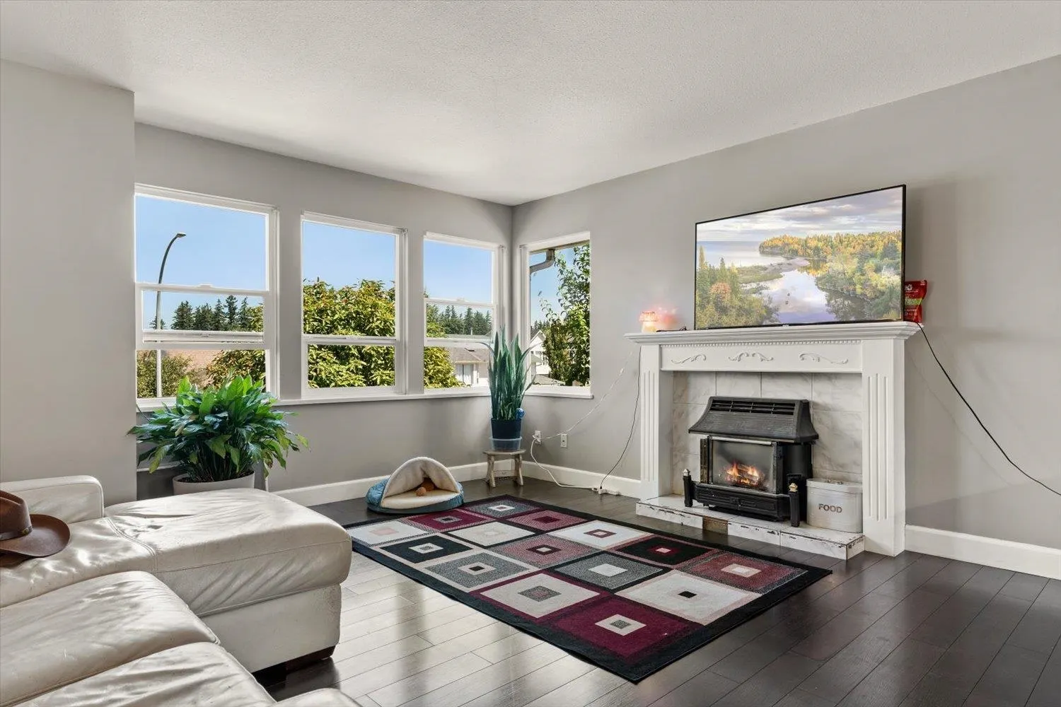5633 Kathleen Drive