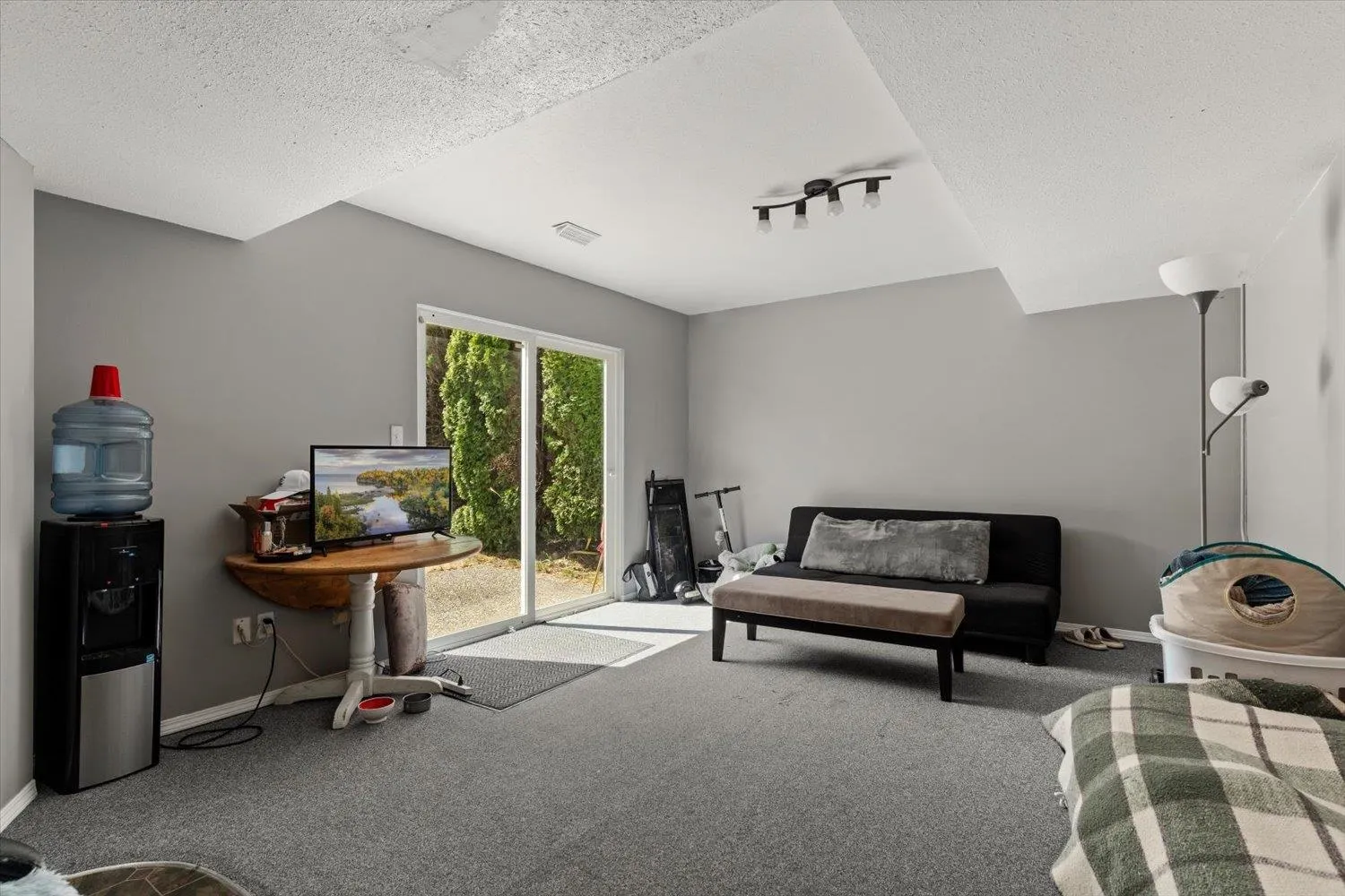 5633 Kathleen Drive