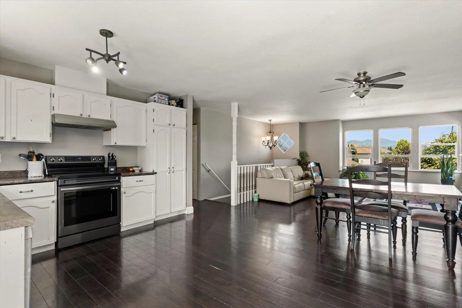 5633 Kathleen Drive