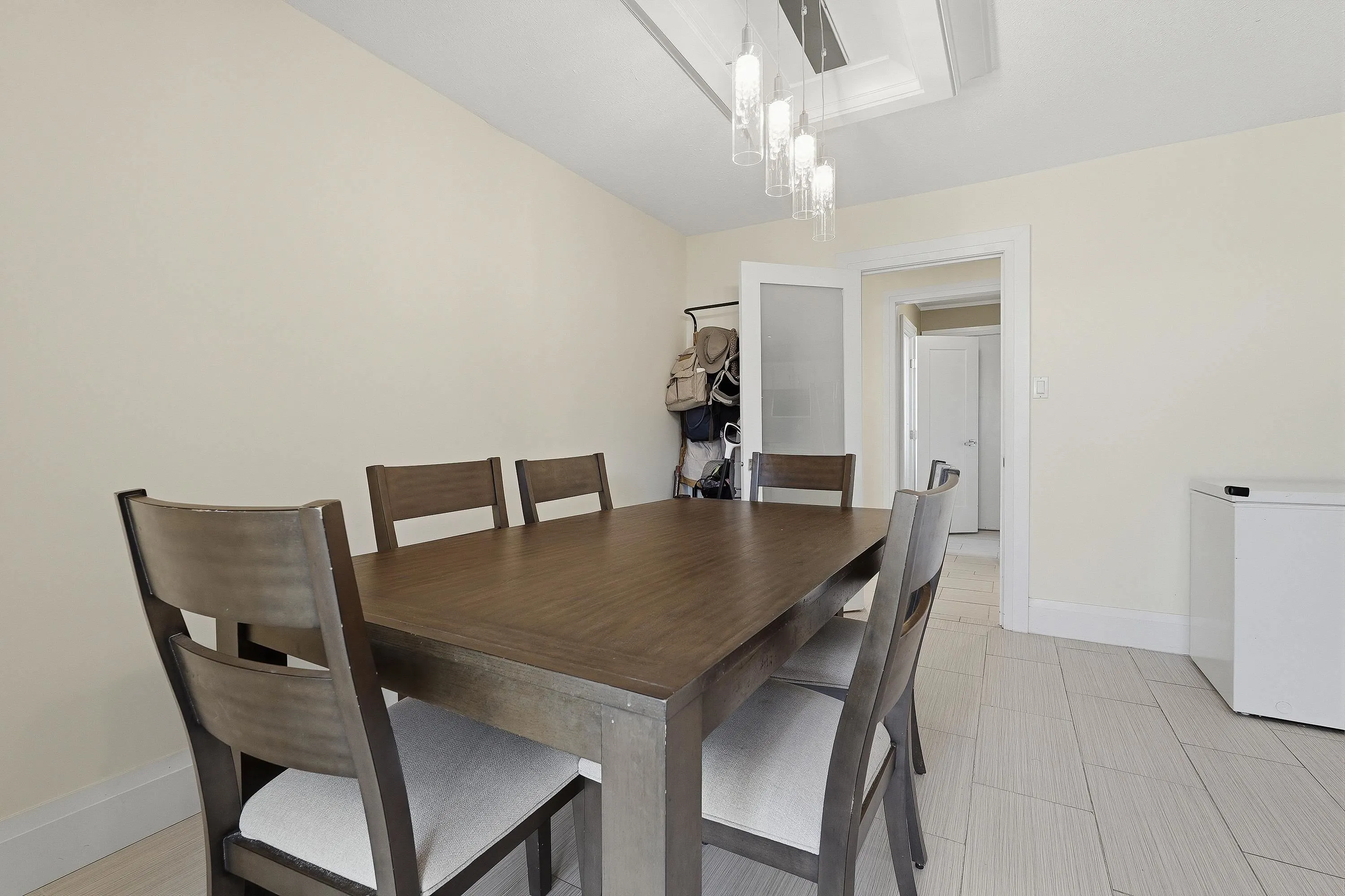 23423 Sandpiper Avenue