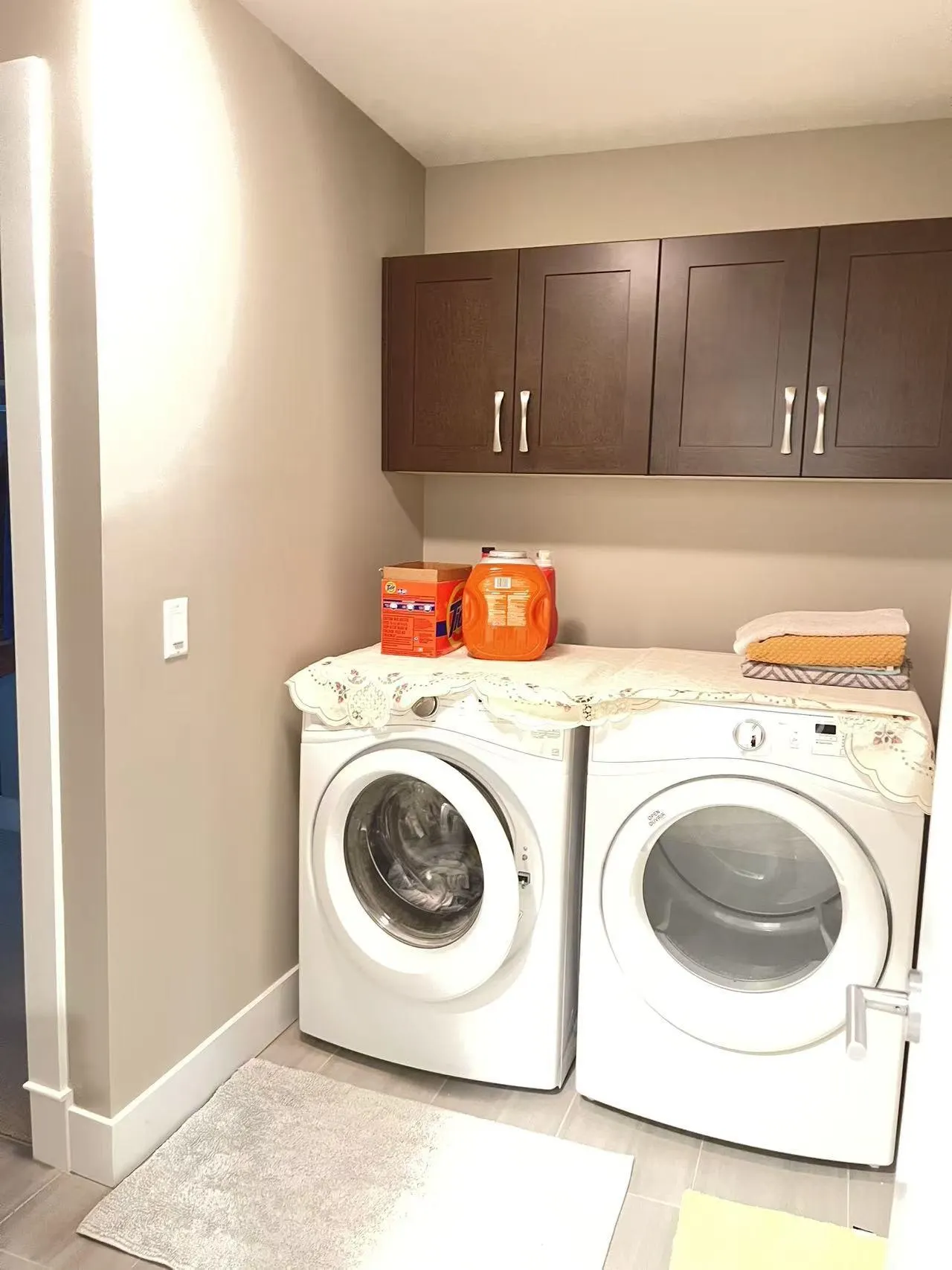 3000 Helc Place