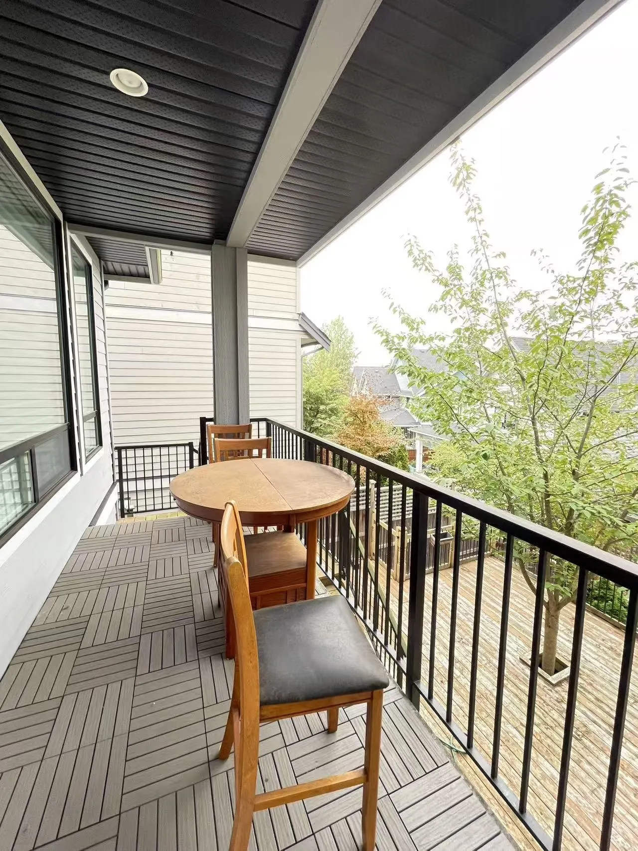 3000 Helc Place