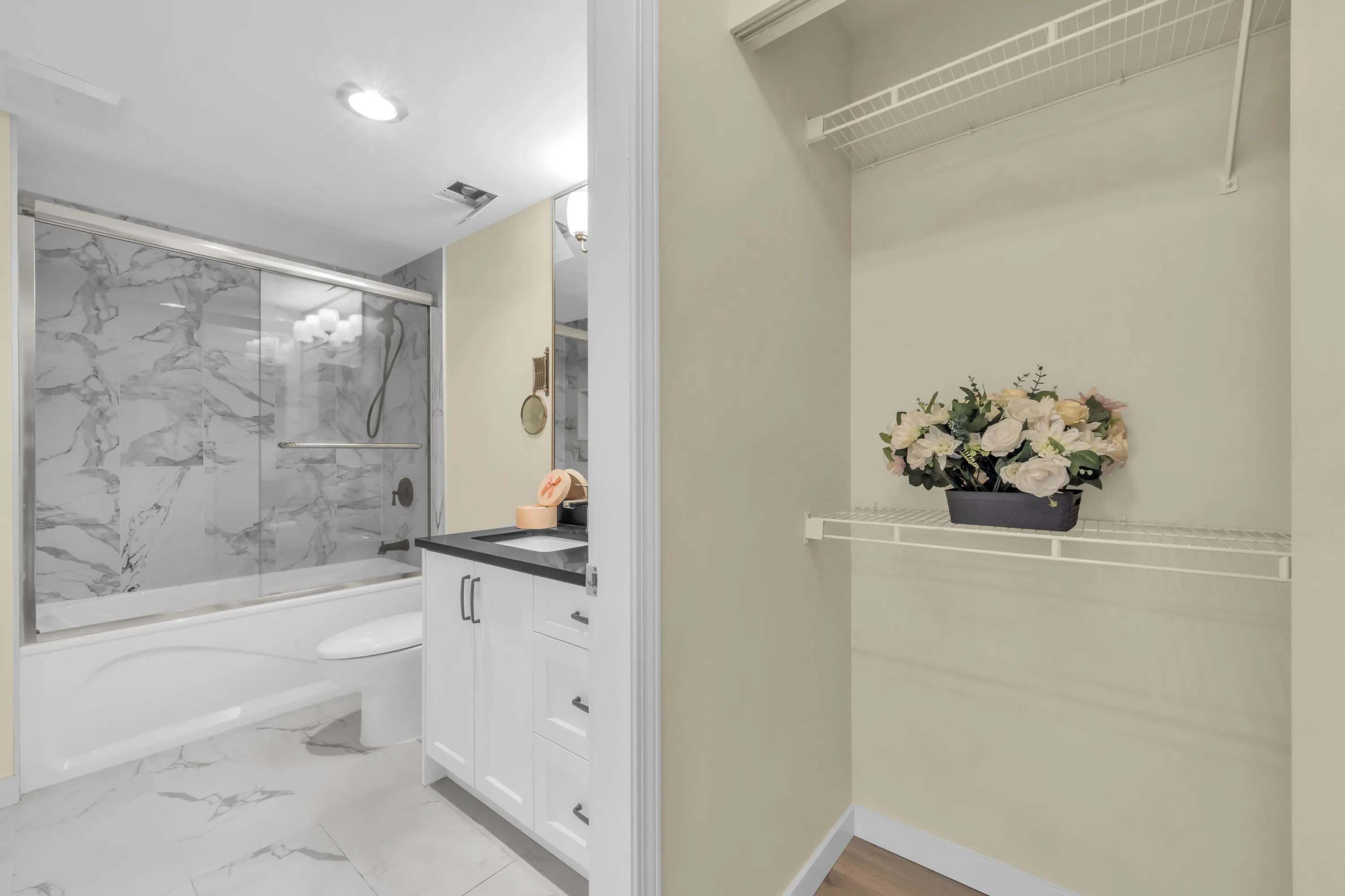 6220 Mckay Avenue #2804