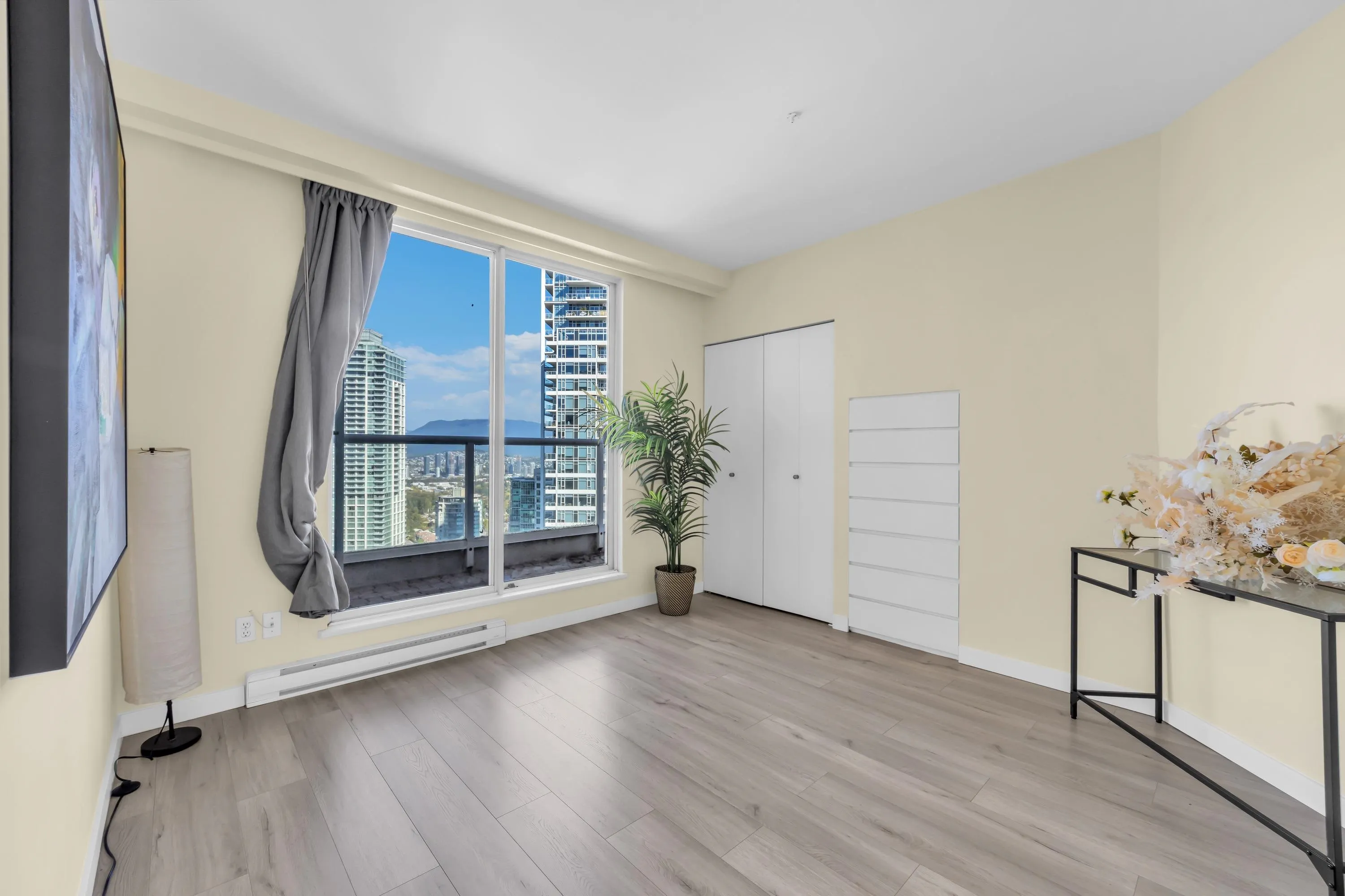 6220 Mckay Avenue #2804