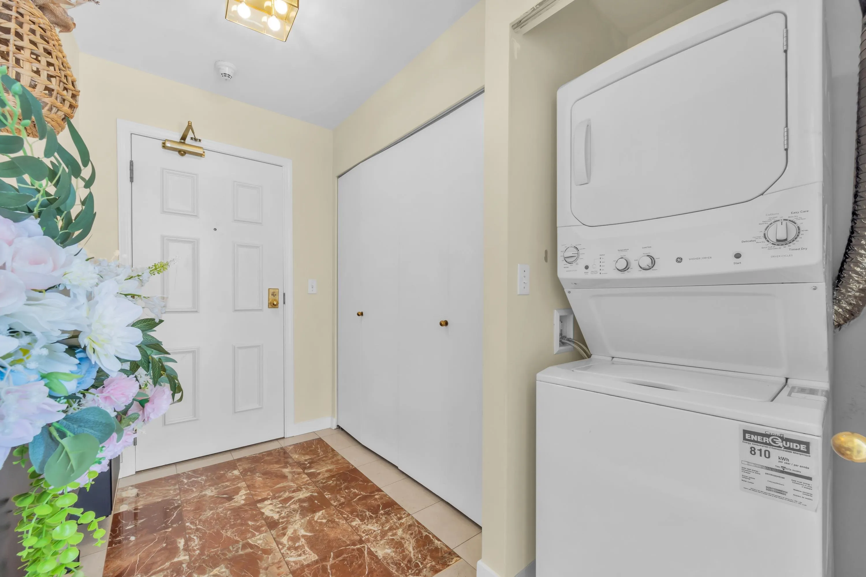 6220 Mckay Avenue #2804