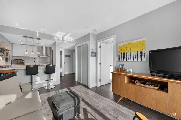 1188 Howe Street #1106