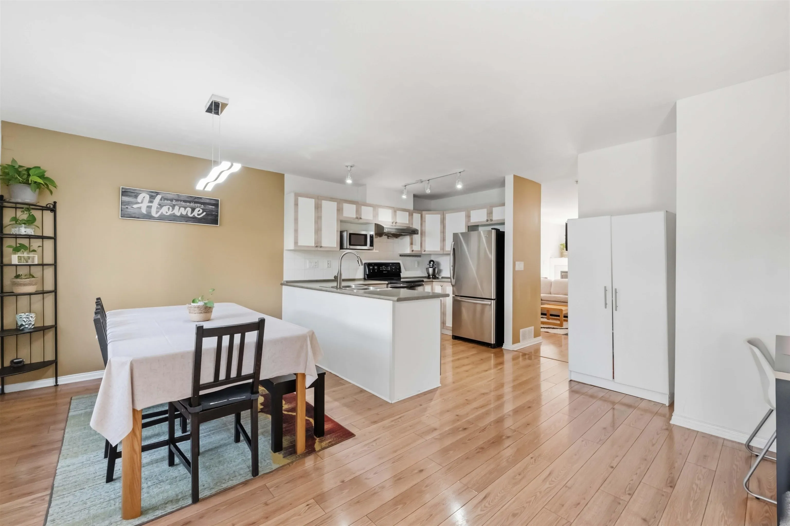 6533 121 Street #16