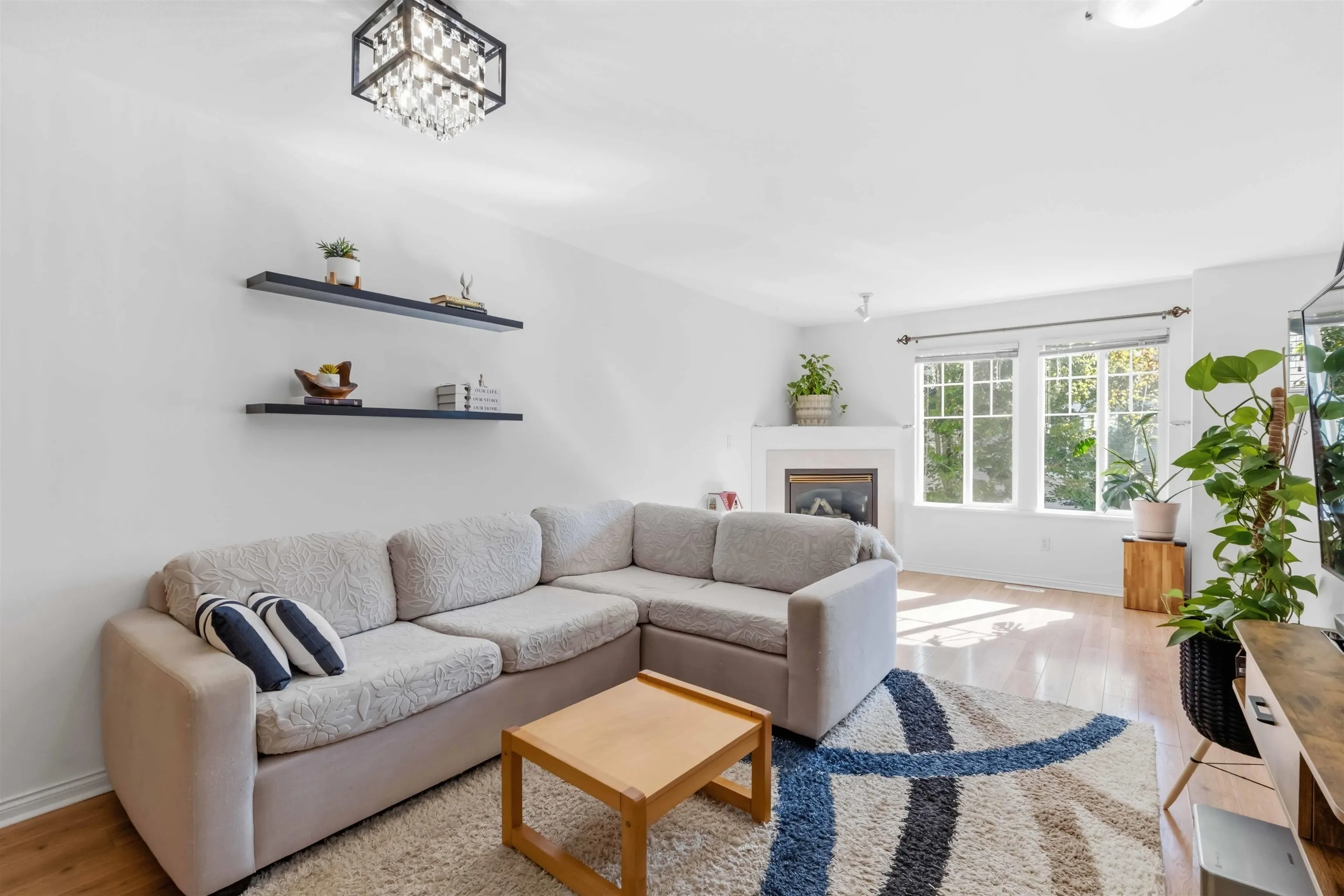 6533 121 Street #16