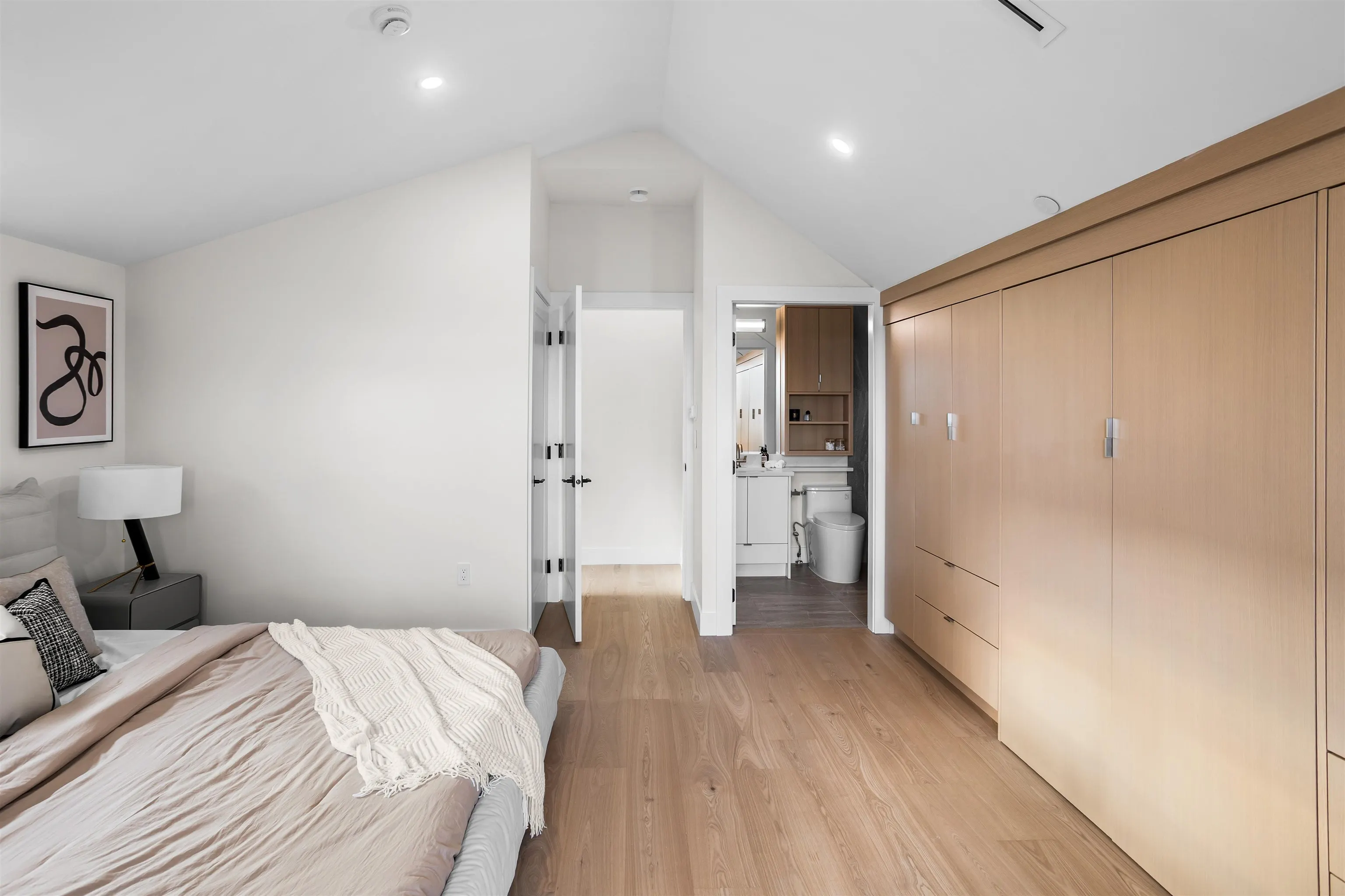 165 E 45th Avenue #1