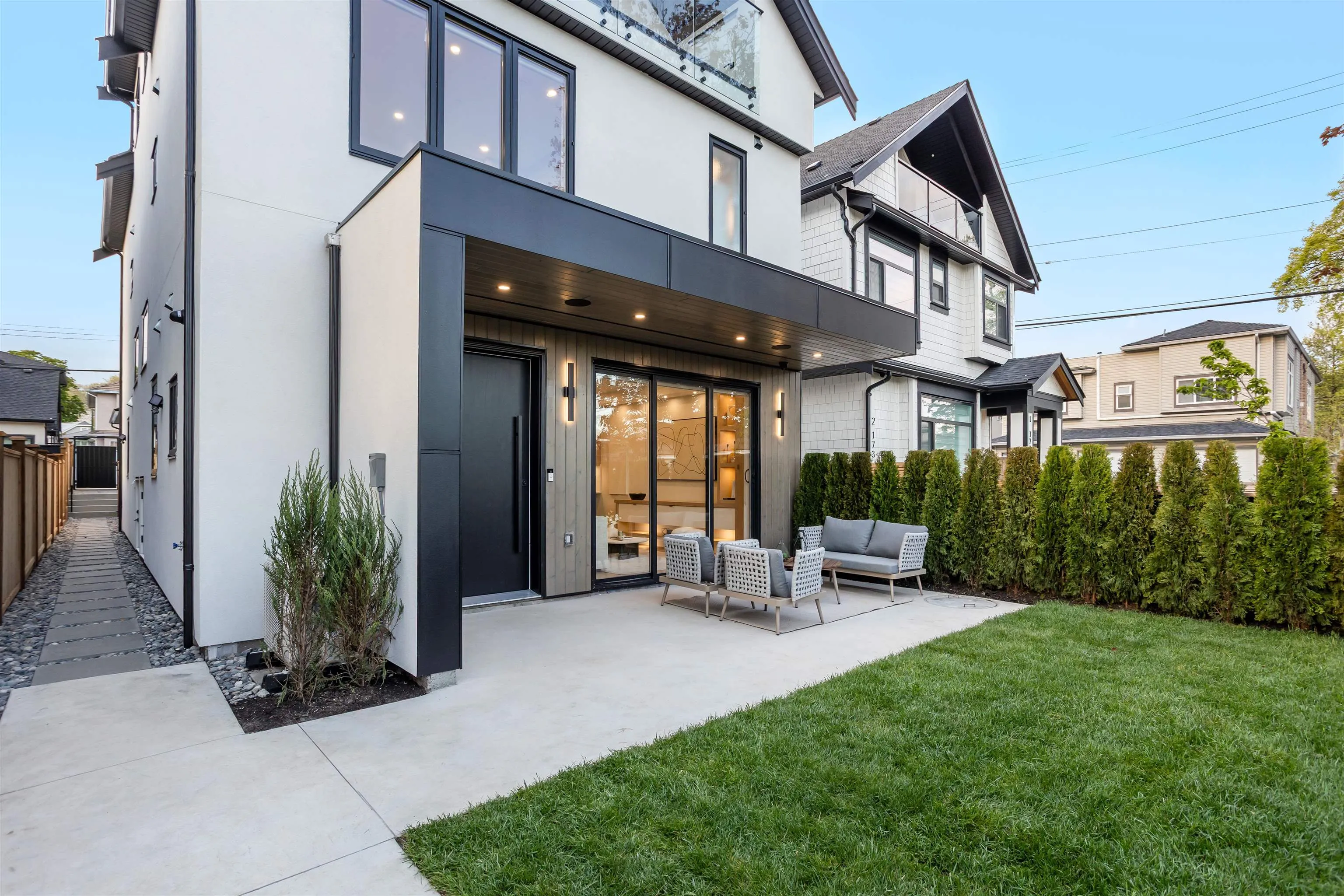 165 E 45th Avenue #1