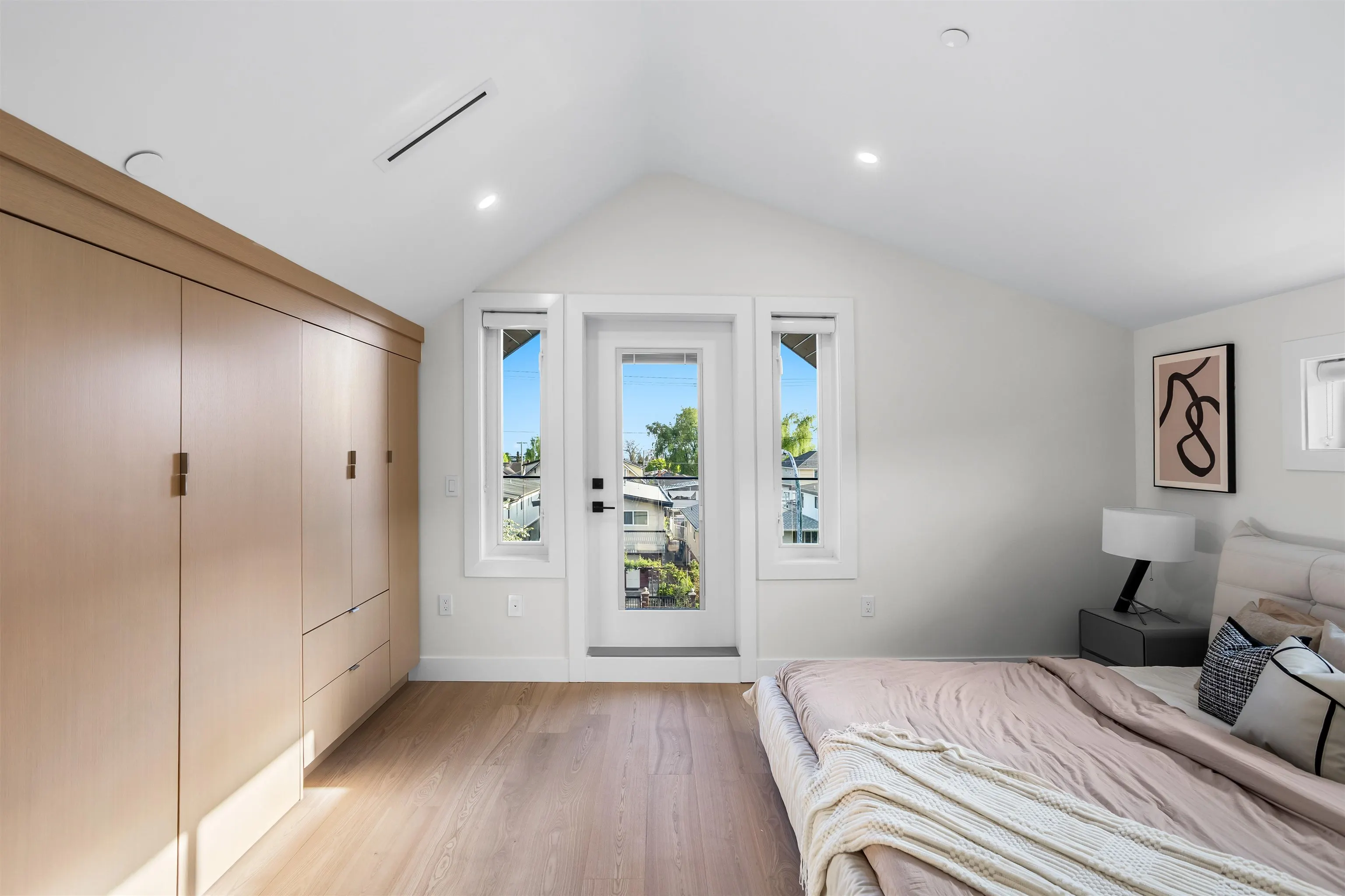 165 E 45th Avenue #1