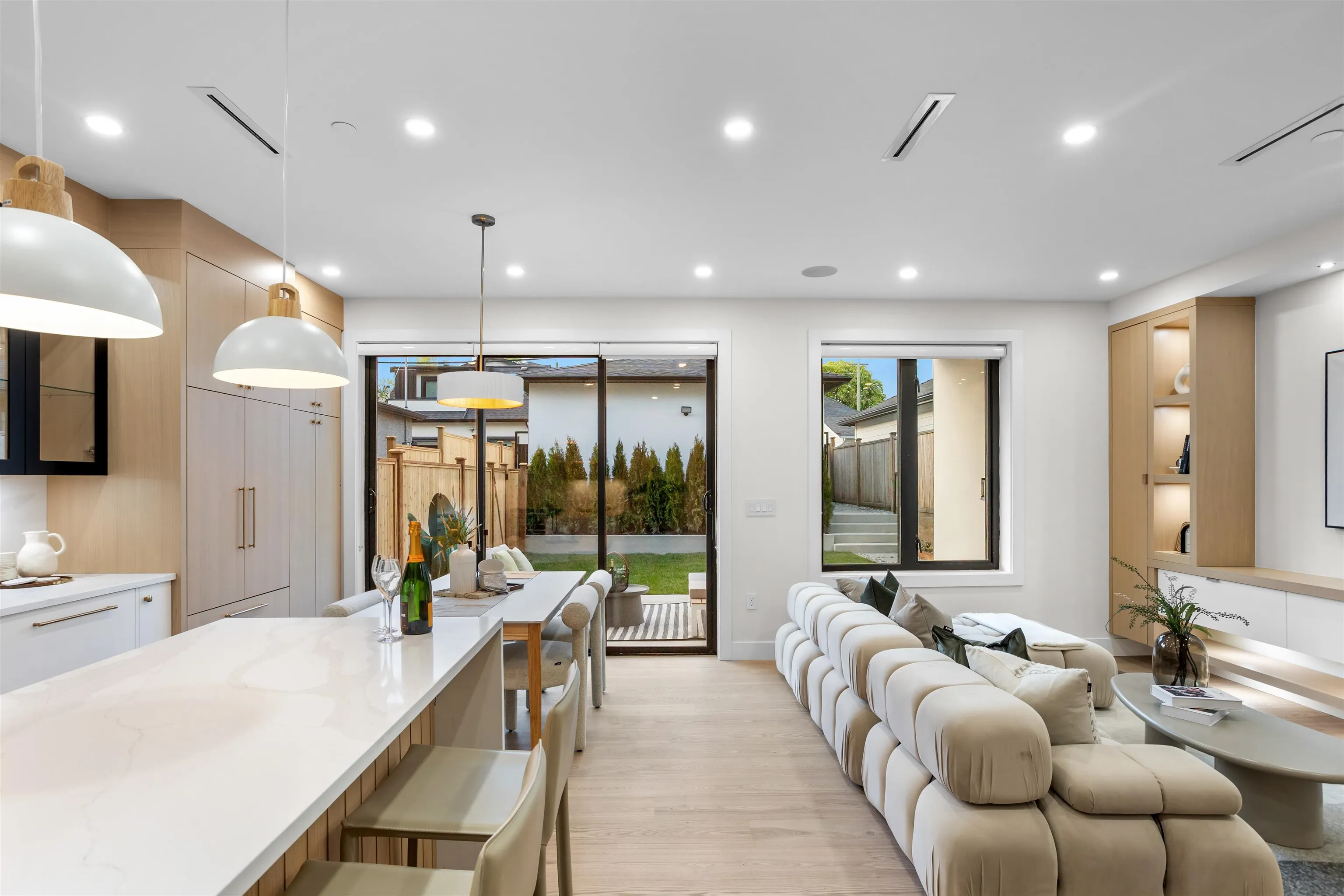 165 E 45th Avenue #2