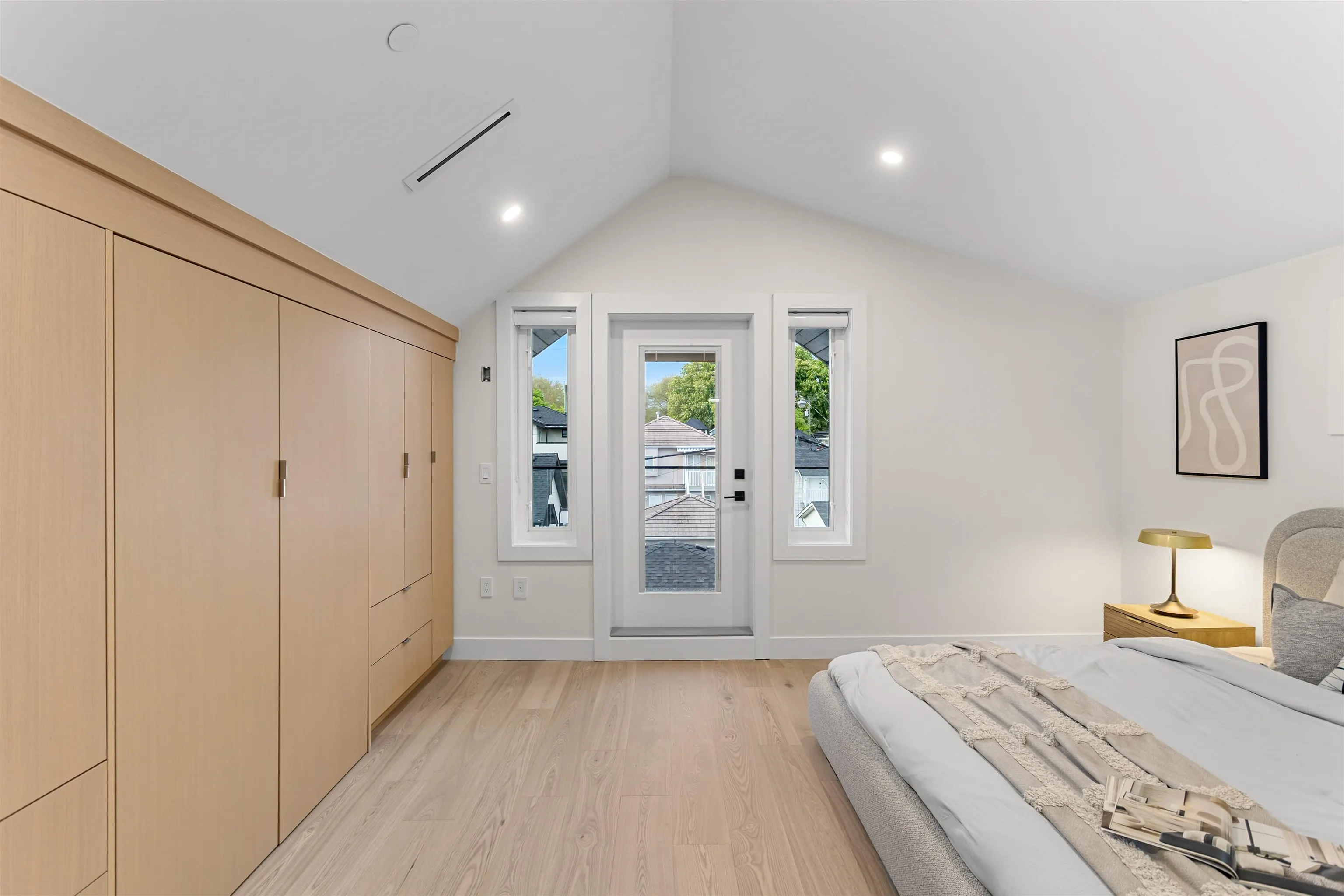 165 E 45th Avenue #2