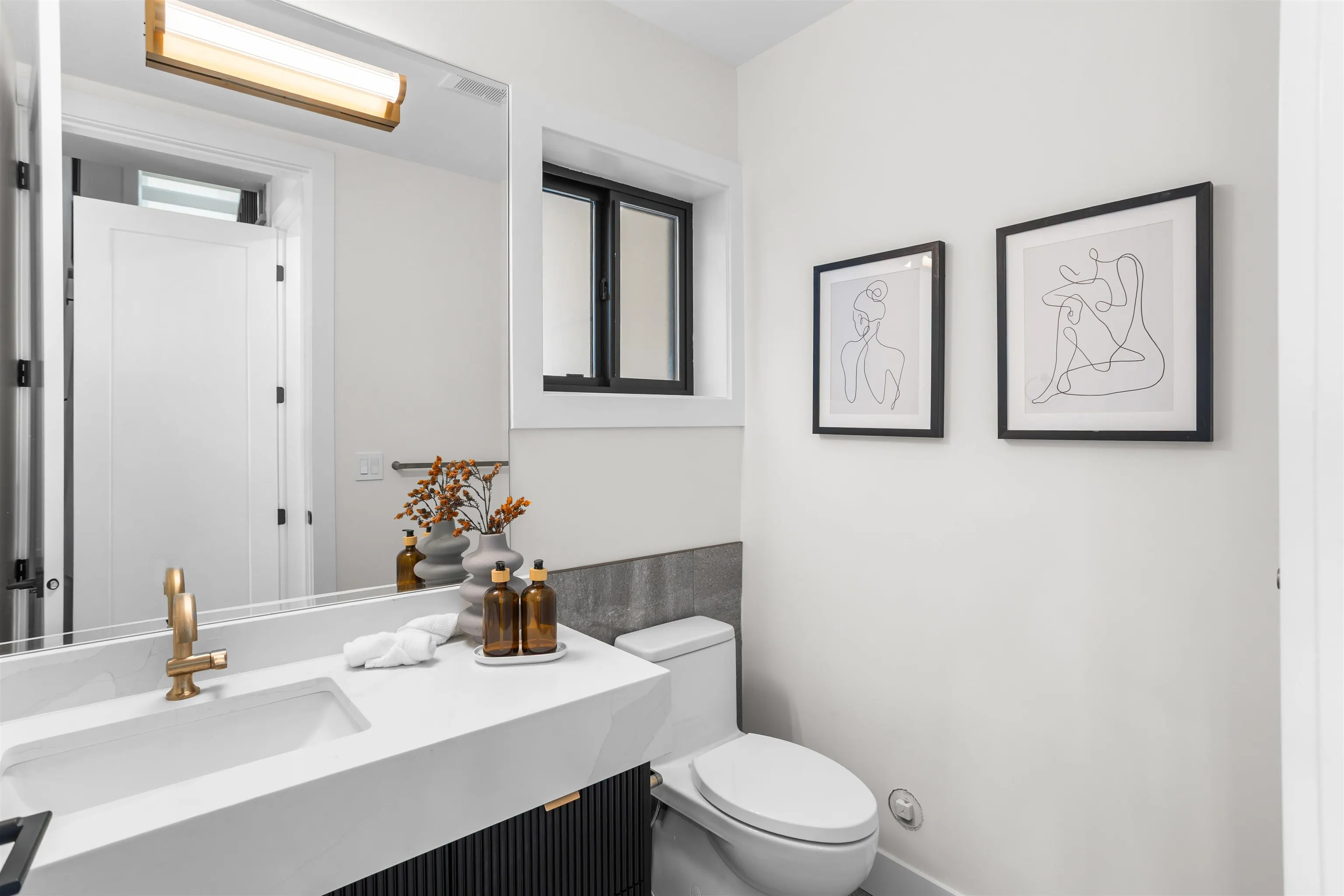 165 E 45th Avenue #2
