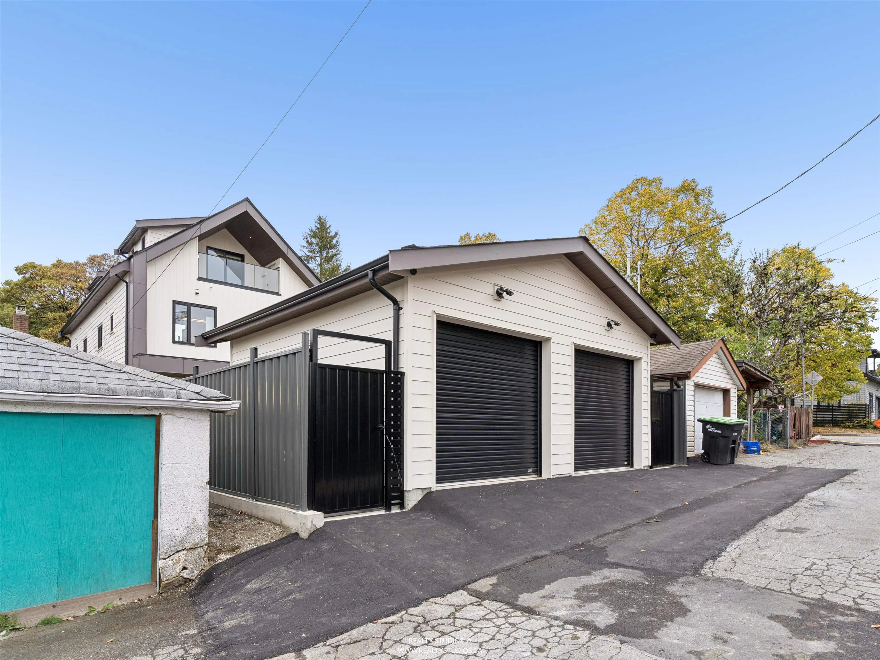 1986 E 8th Avenue #2