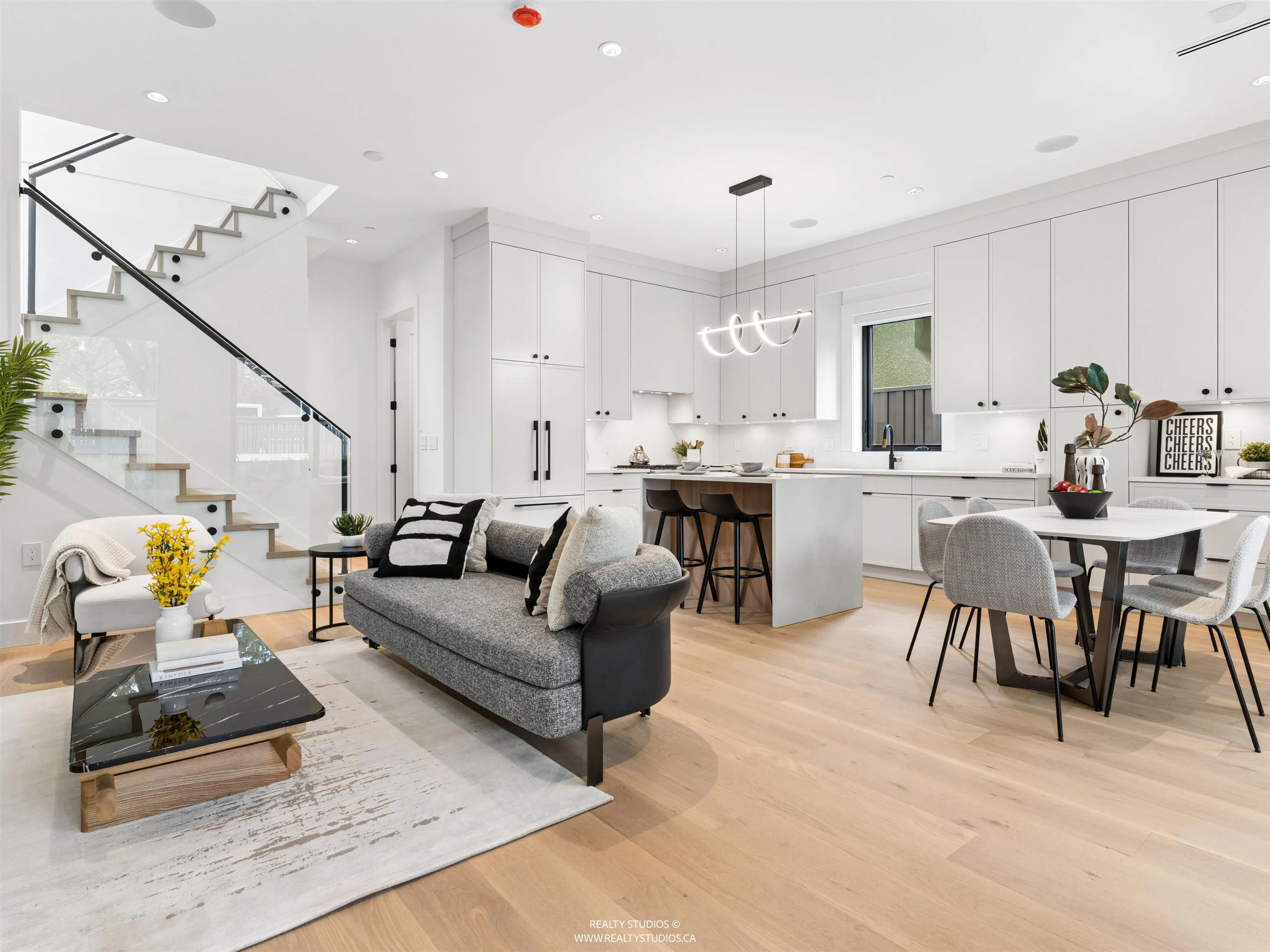 1986 E 8th Avenue #1
