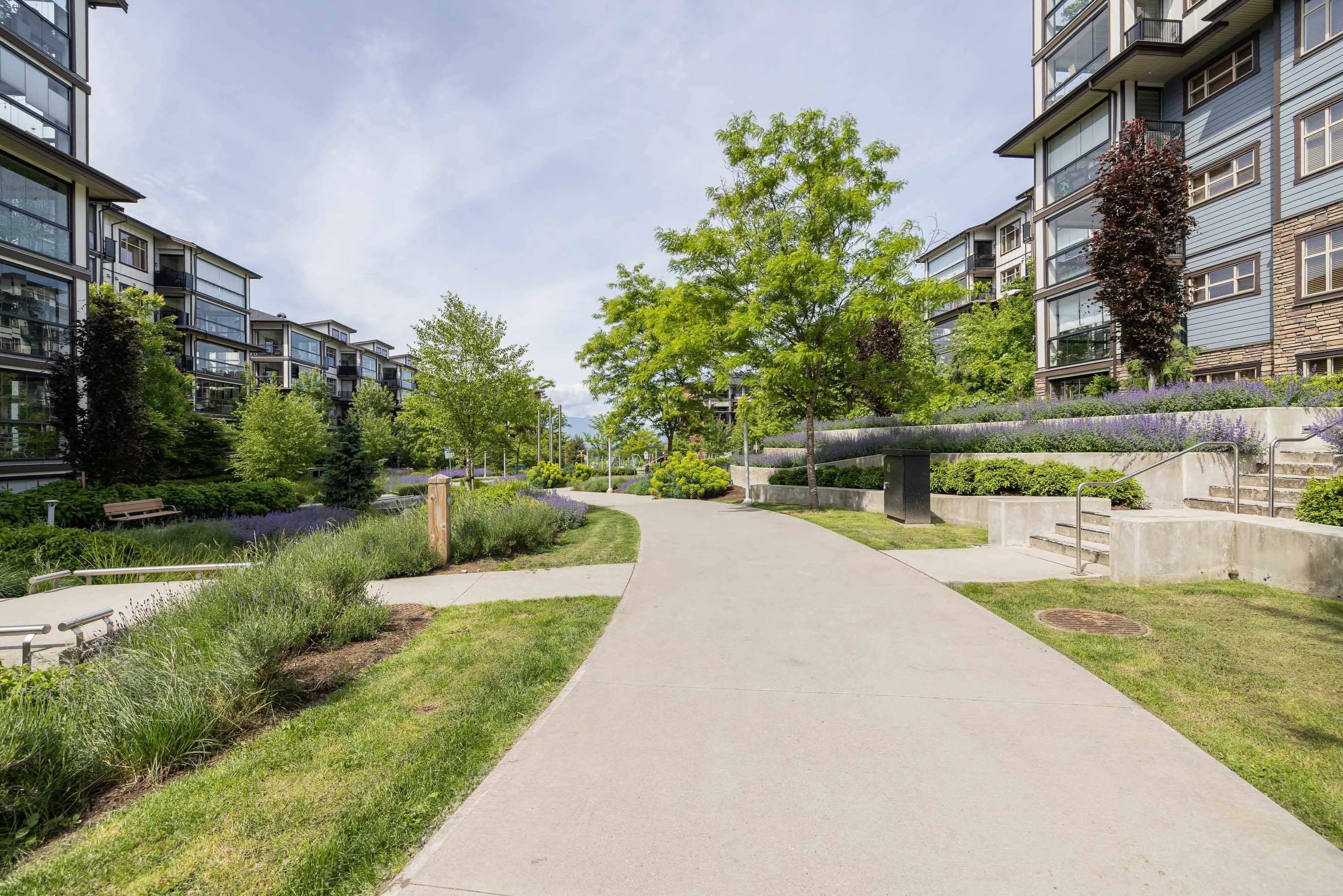 20325 85 Avenue #609