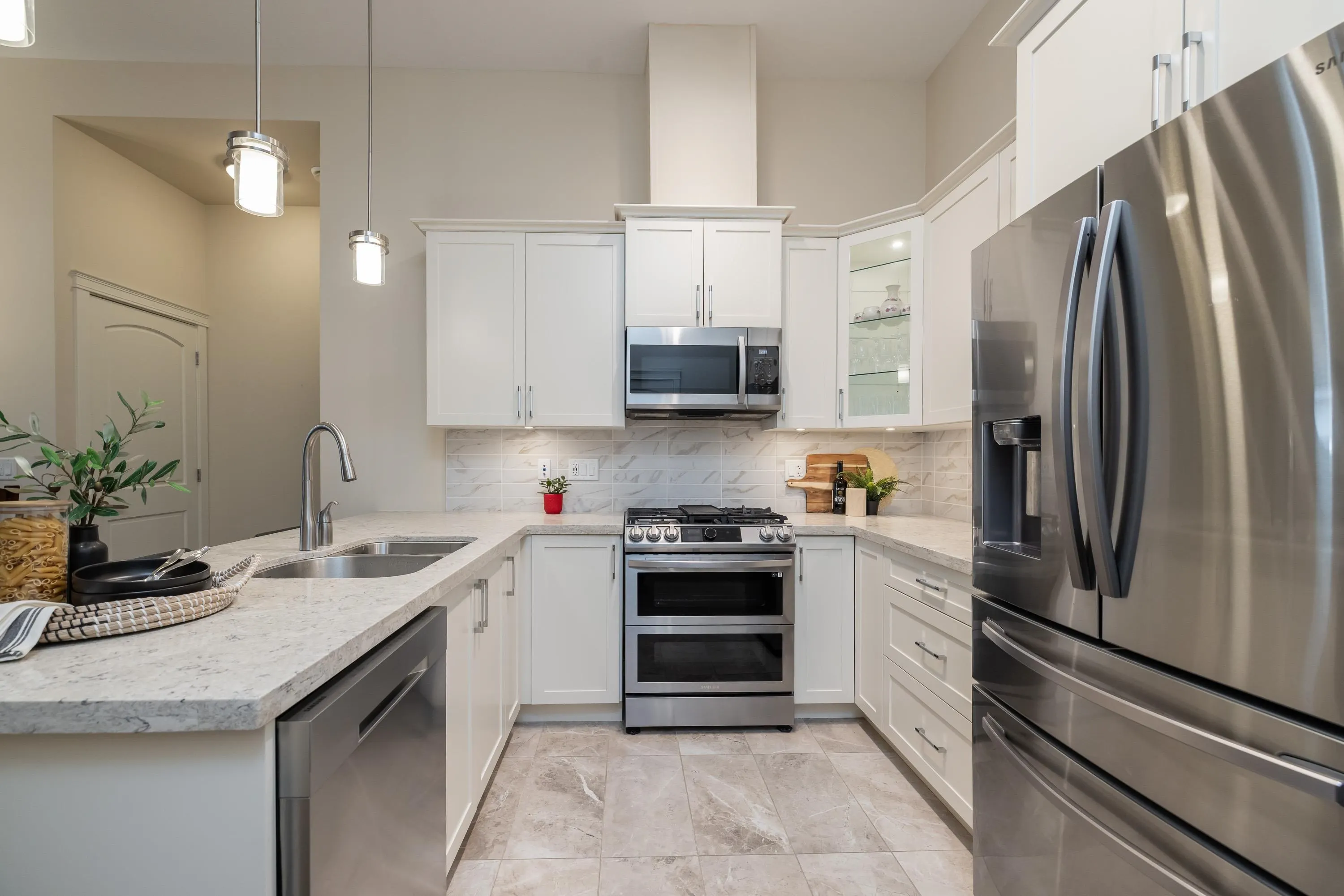 20325 85 Avenue #609
