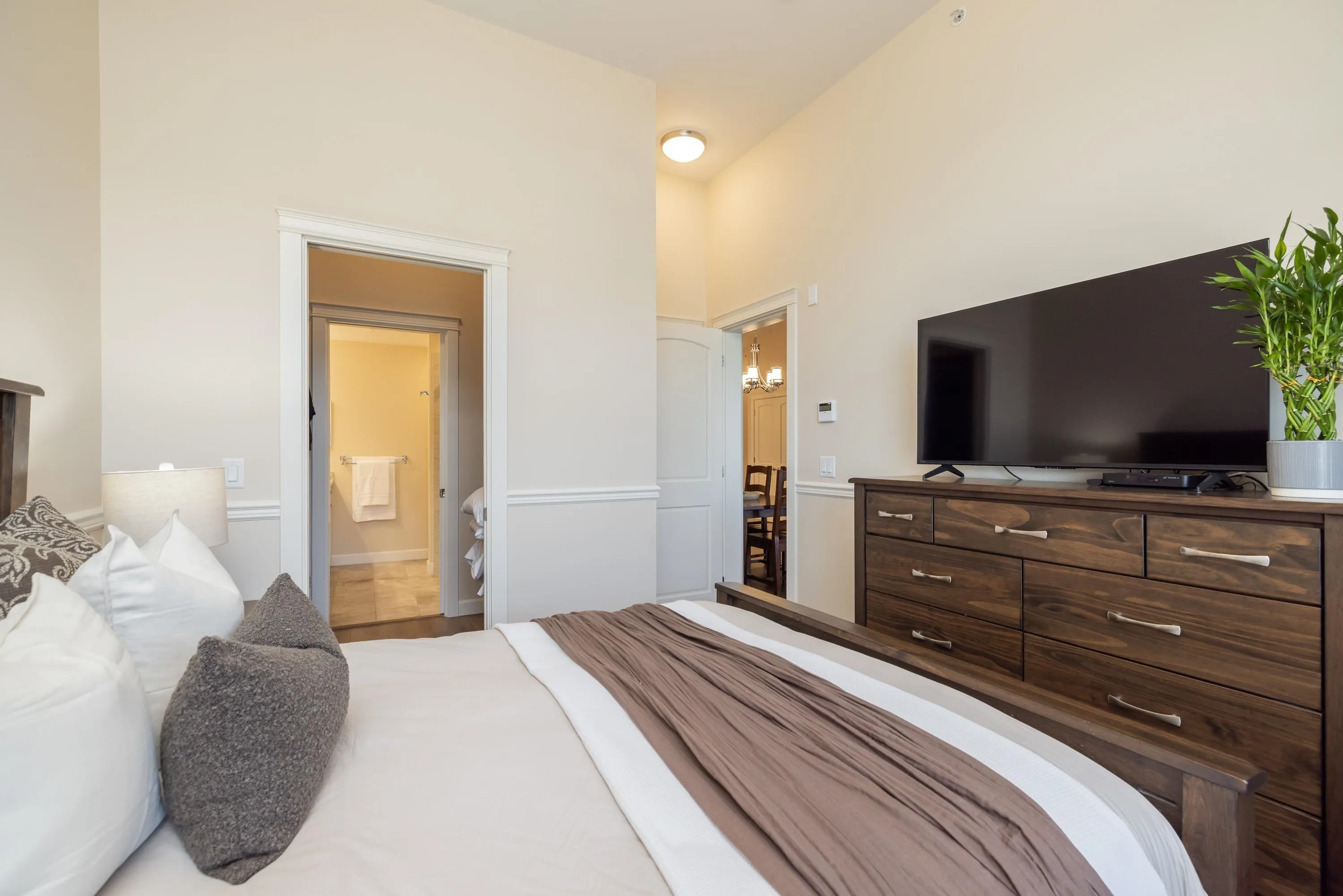 20325 85 Avenue #609