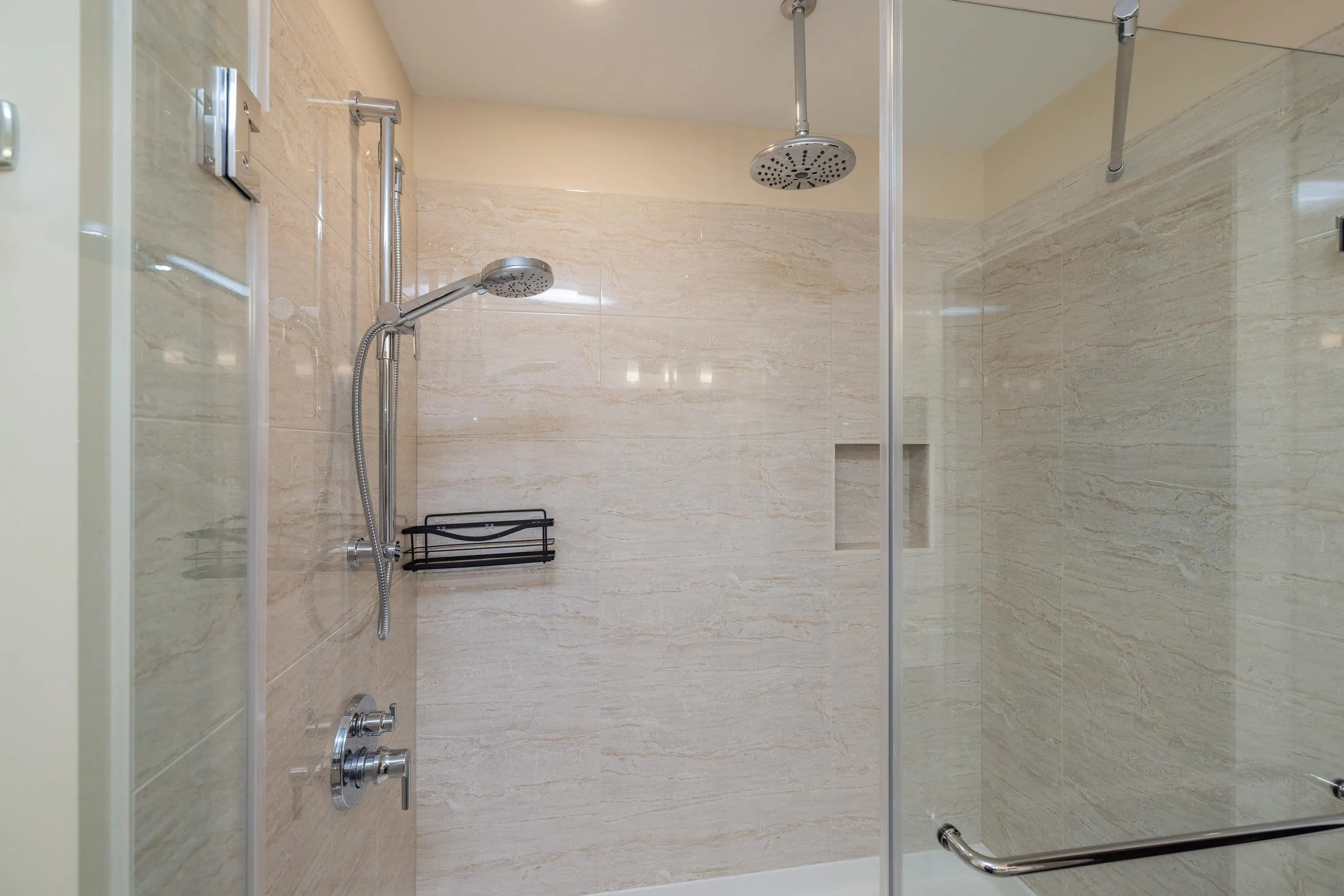 20325 85 Avenue #609