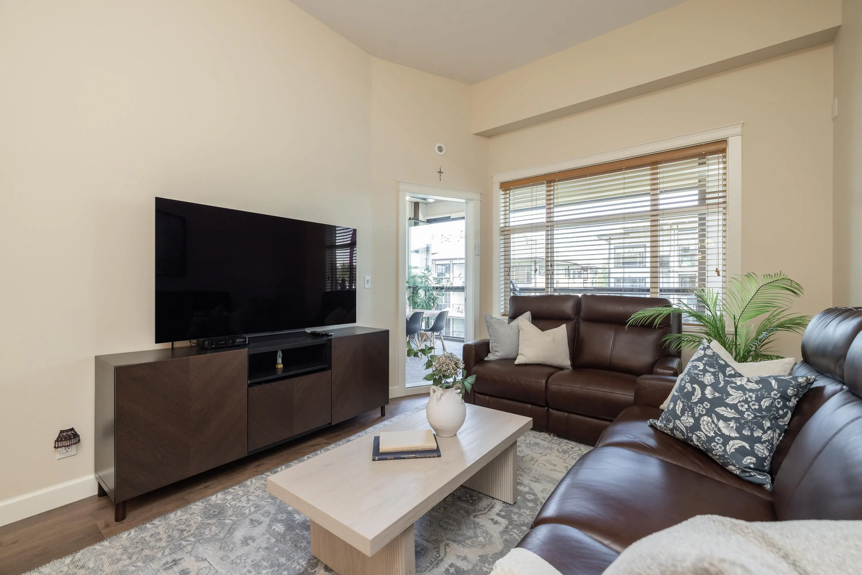 20325 85 Avenue #609