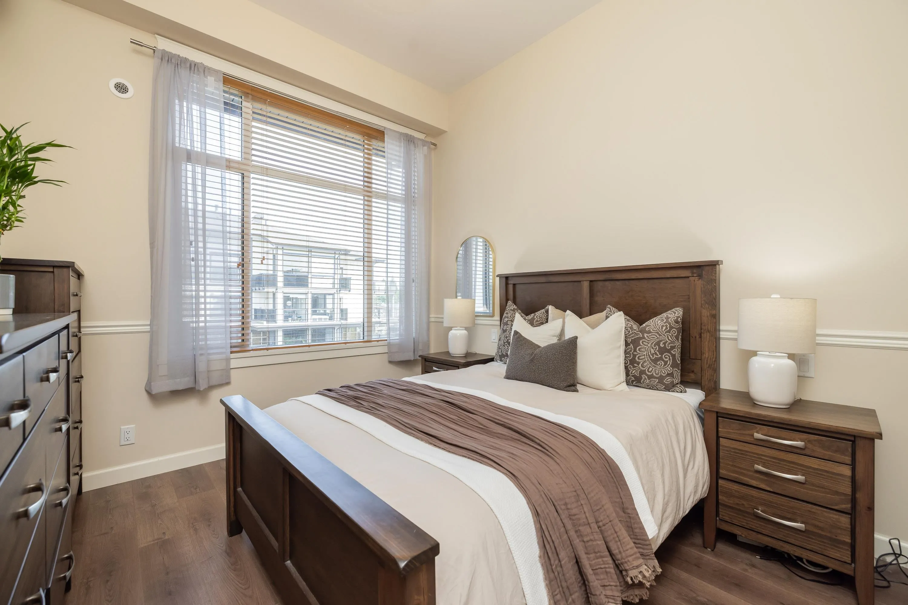 20325 85 Avenue #609