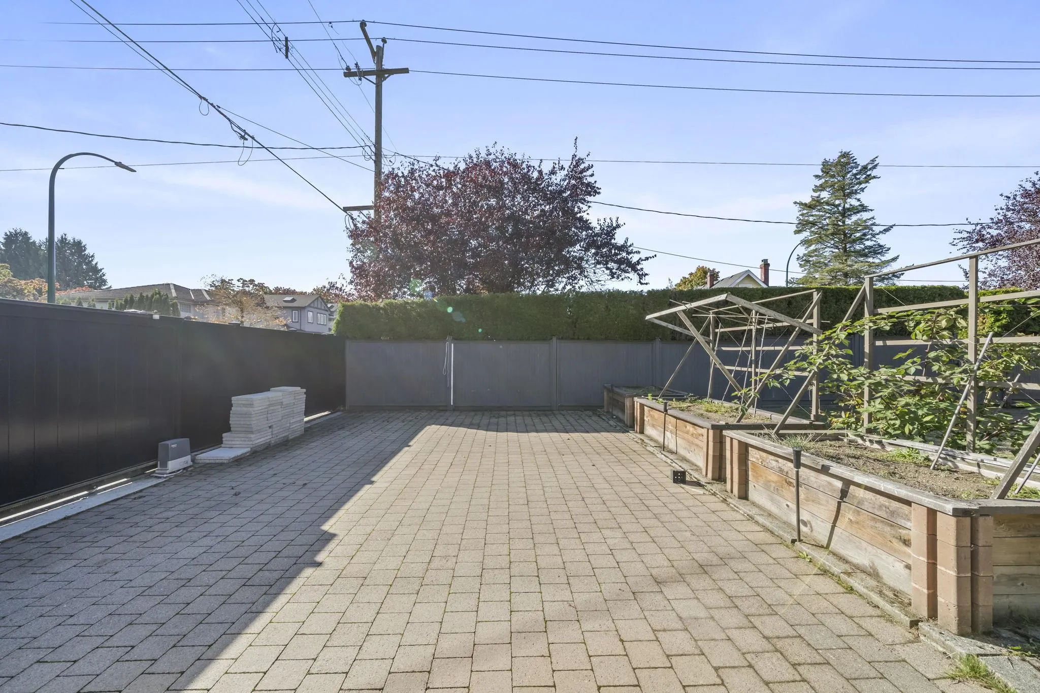 2896 W 38th Avenue