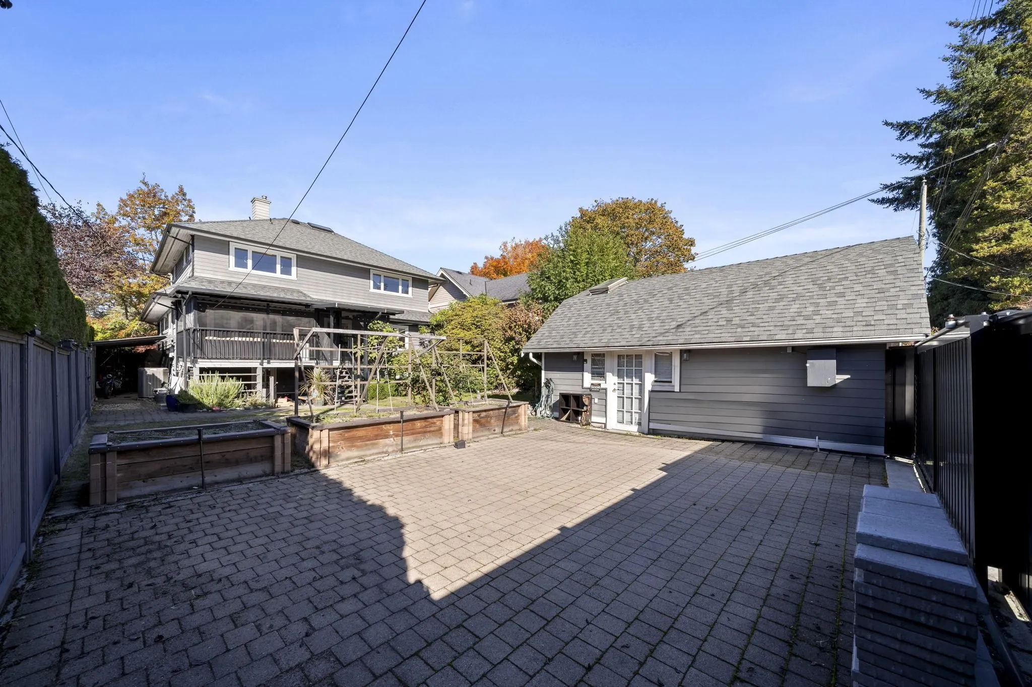 2896 W 38th Avenue