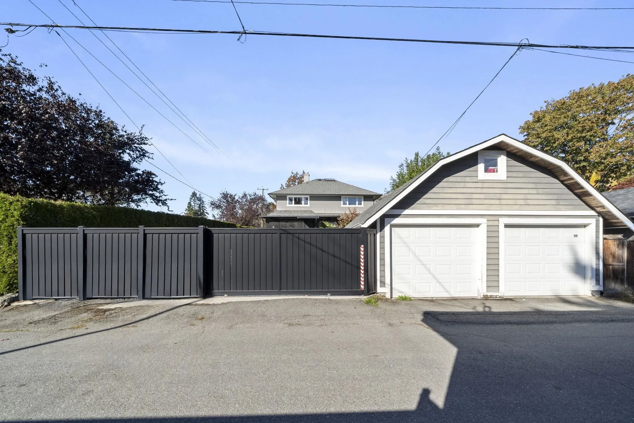 2896 W 38th Avenue