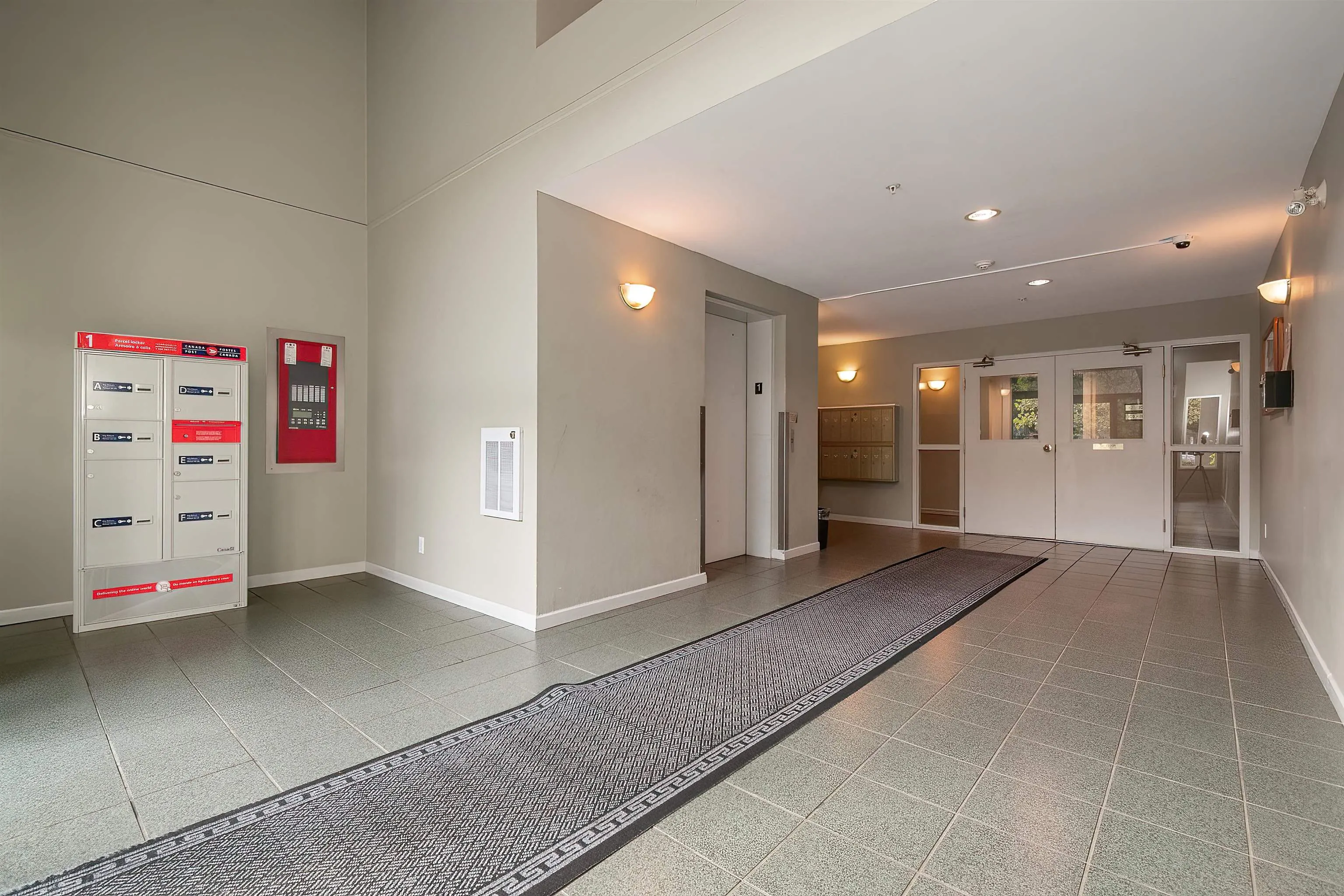 33708 King Road #206