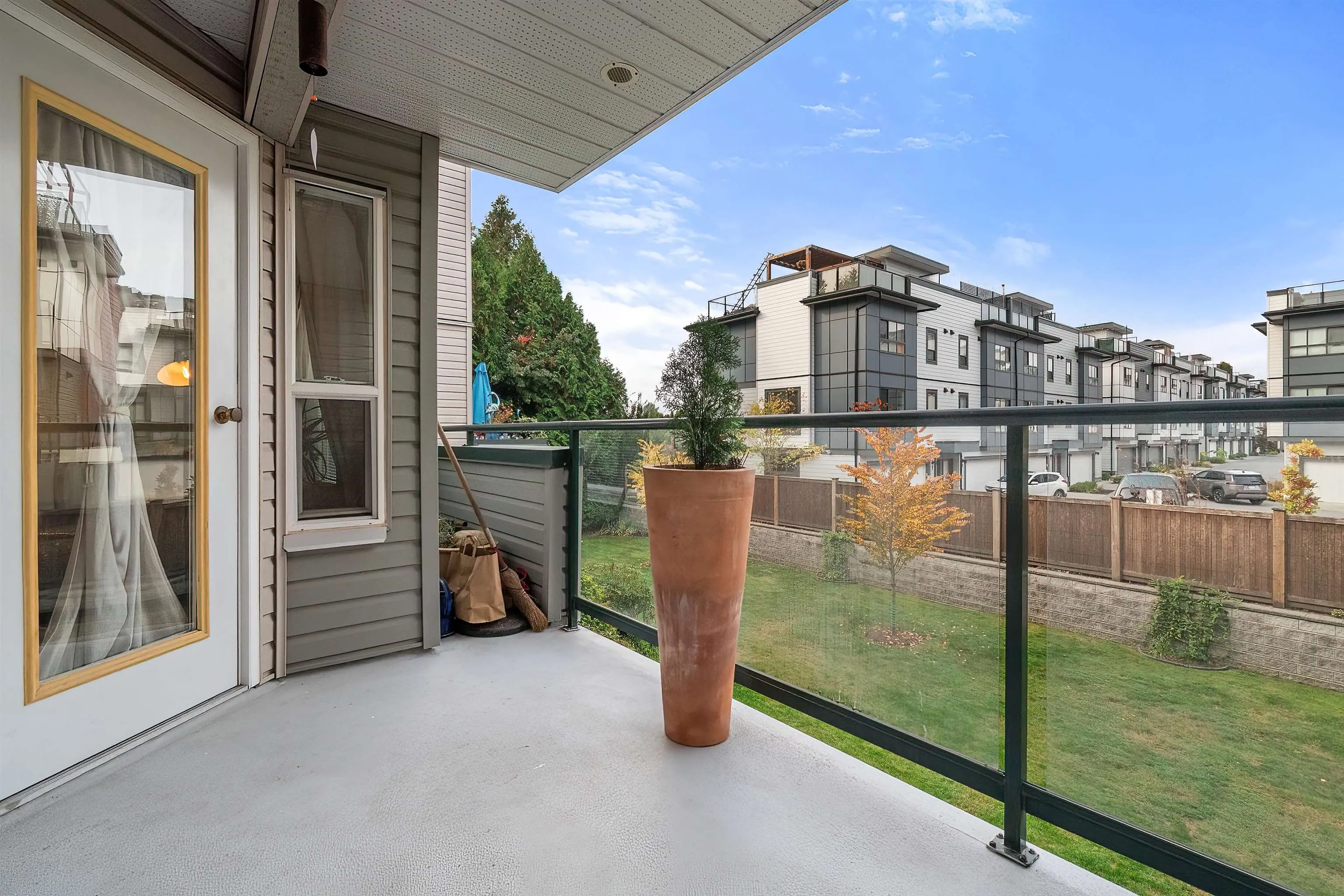 33708 King Road #206