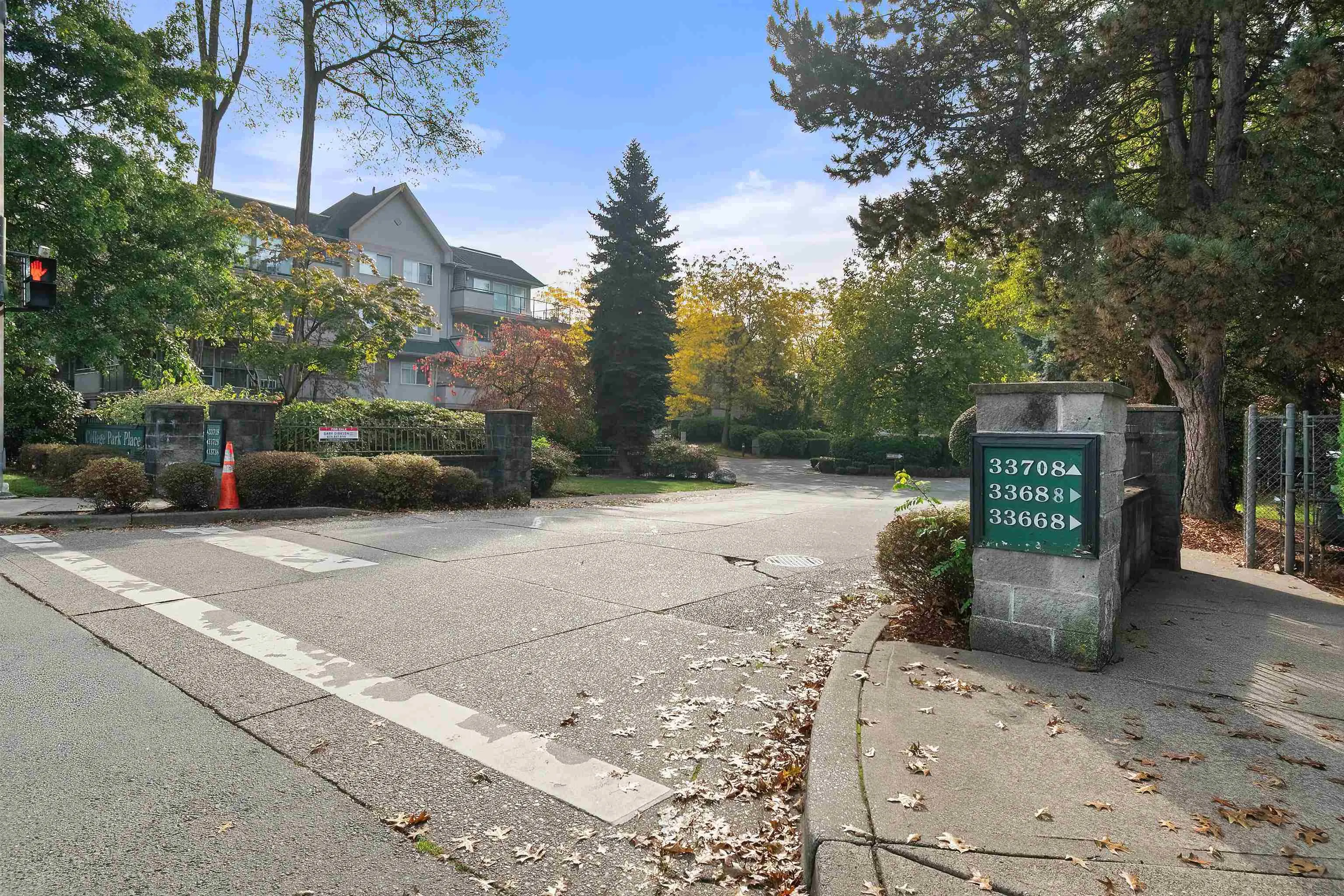 33708 King Road #206