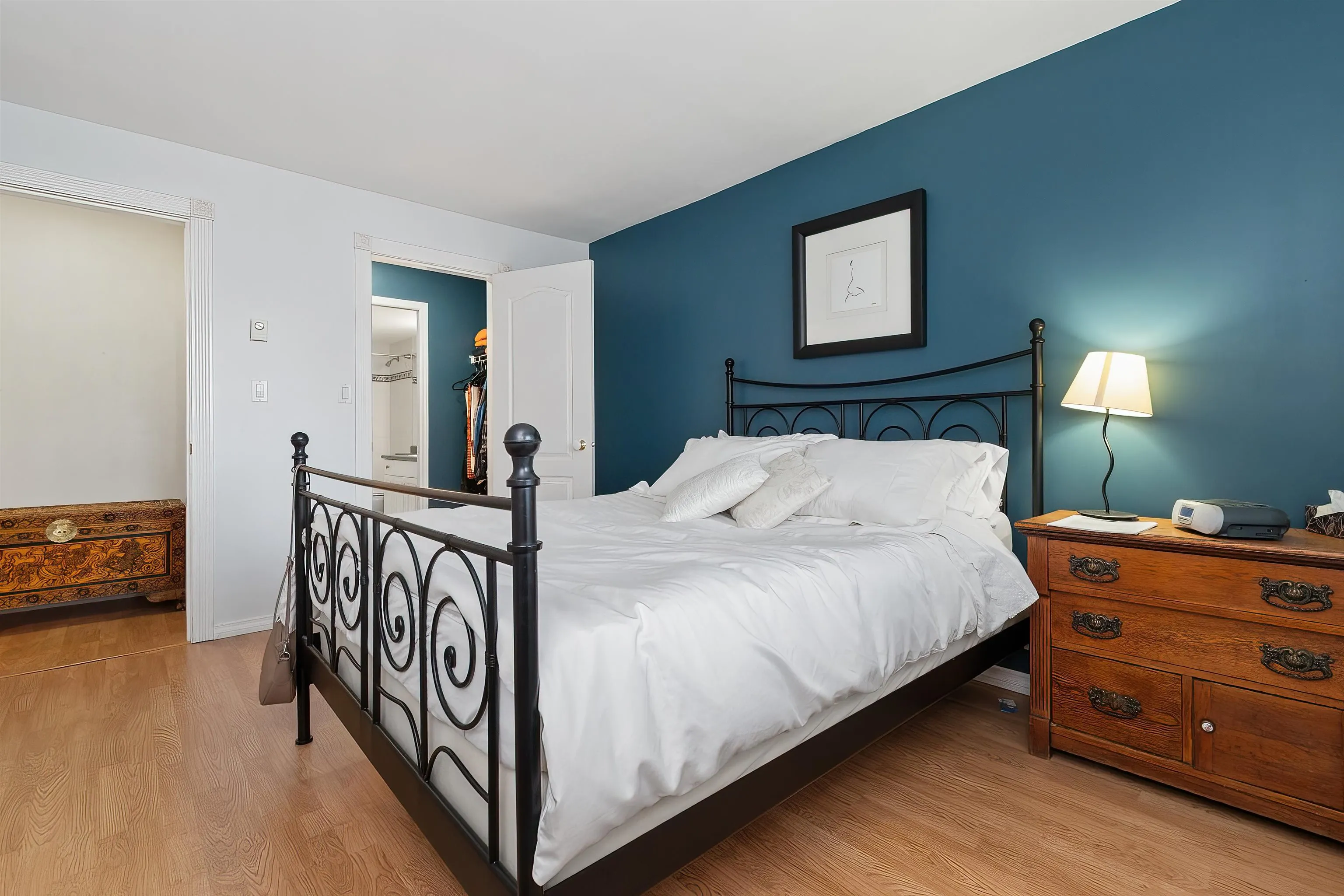 33708 King Road #206