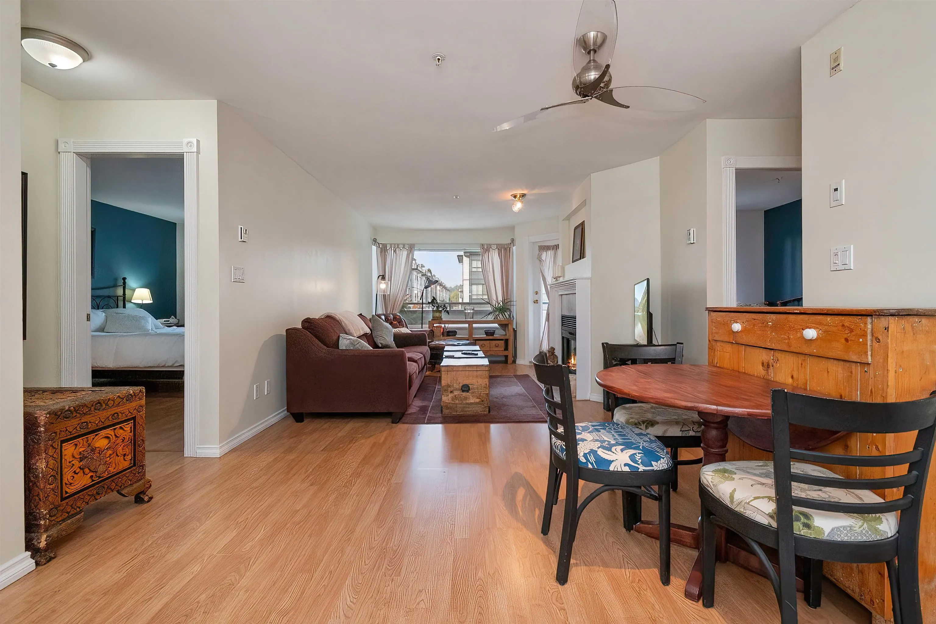 33708 King Road #206