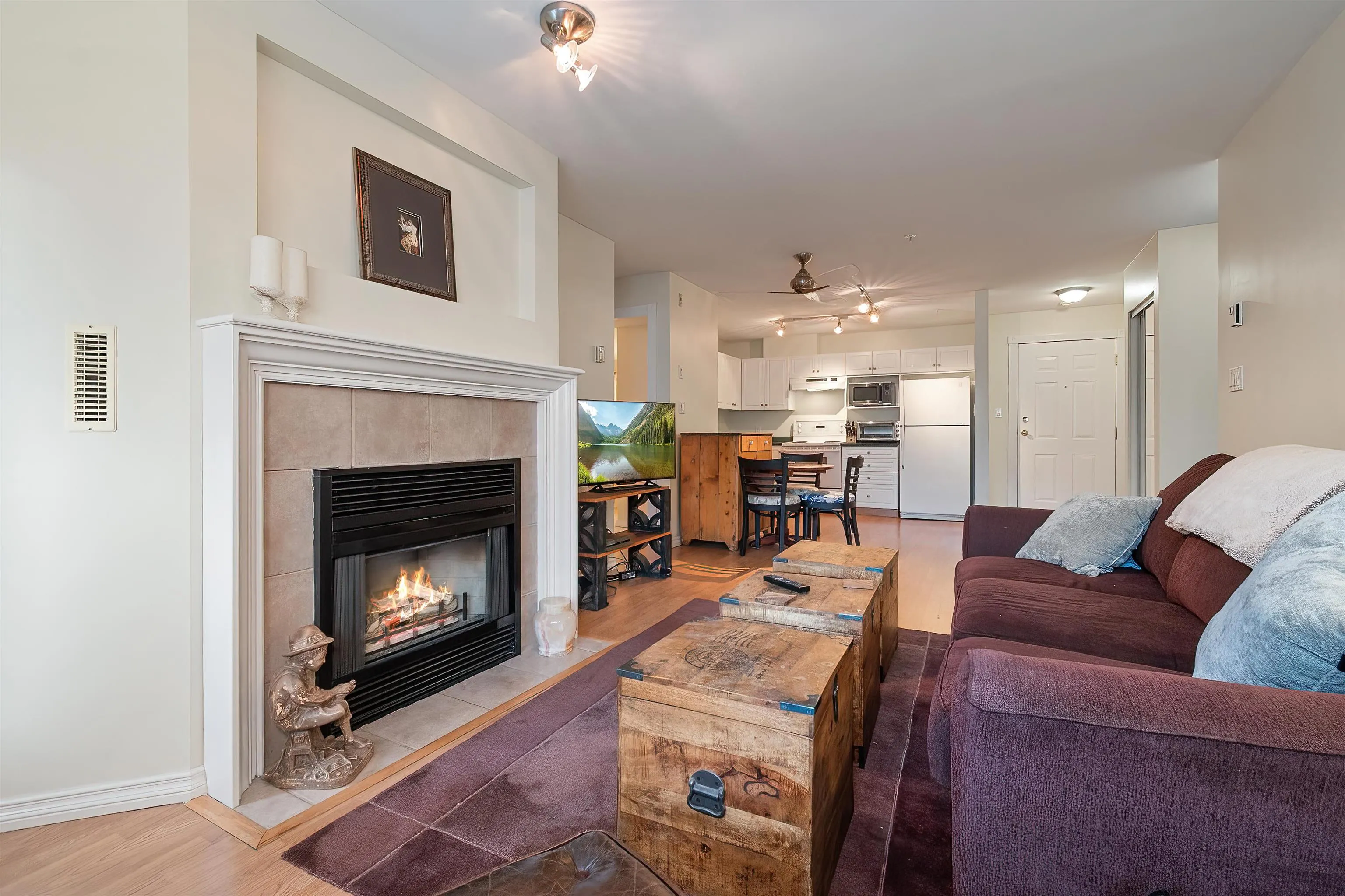 33708 King Road #206