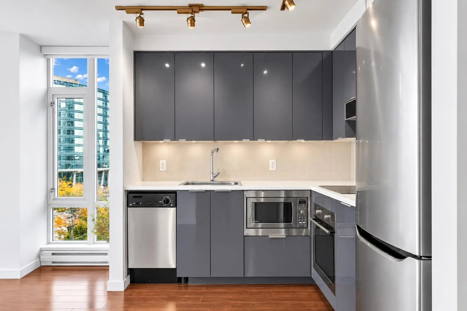 161 W Georgia Street #912