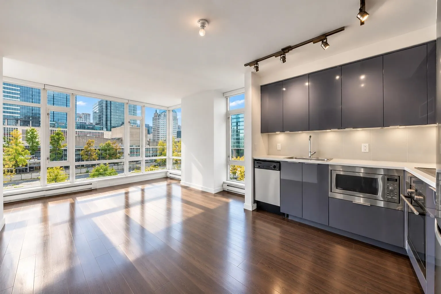 161 W Georgia Street #912