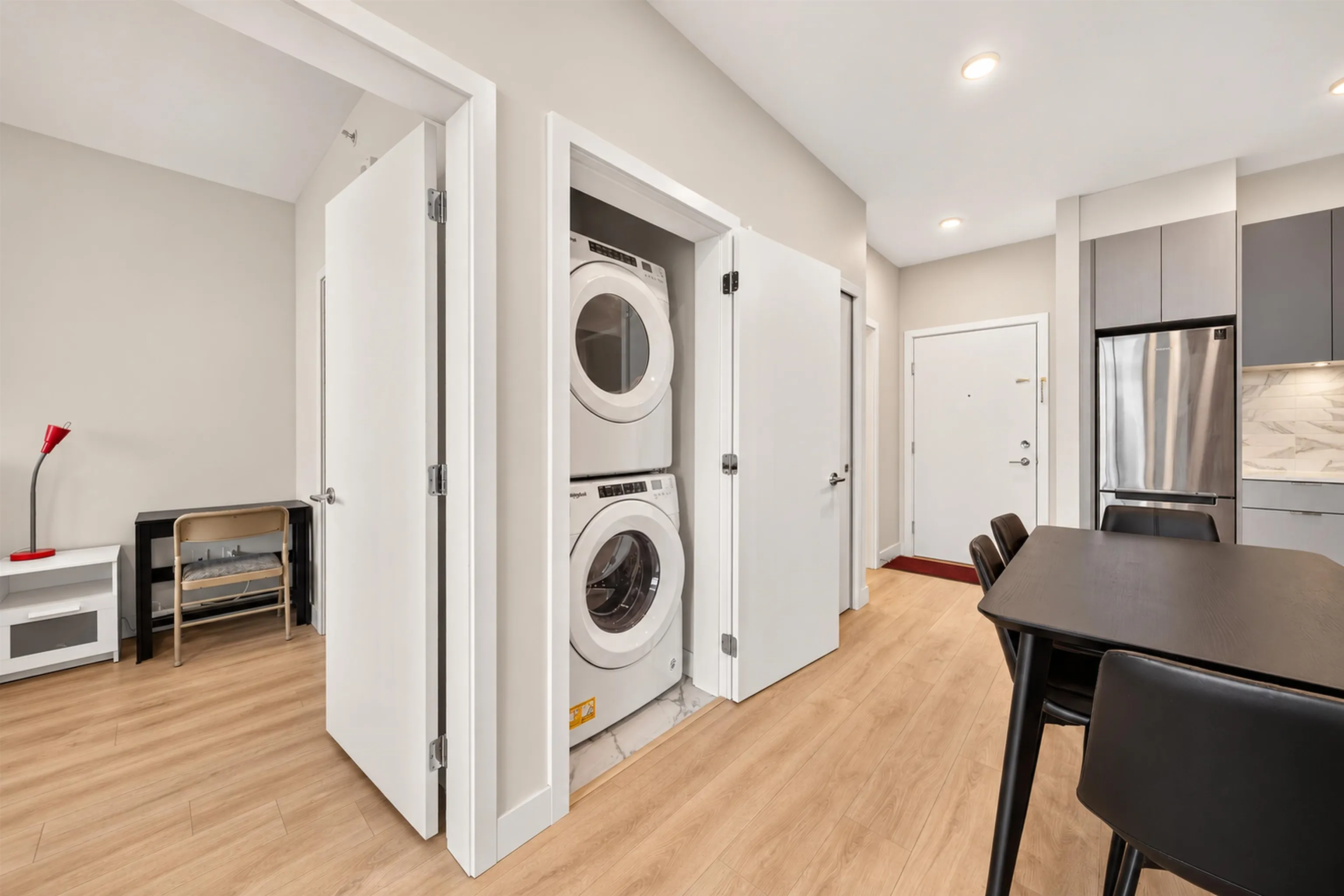 1792 Starling Drive #415
