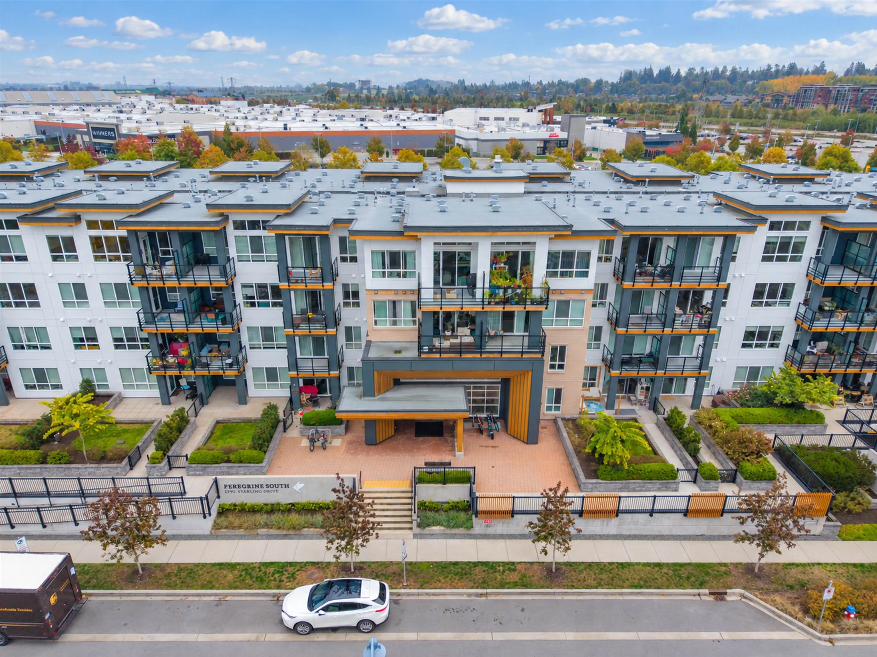 1792 Starling Drive #415