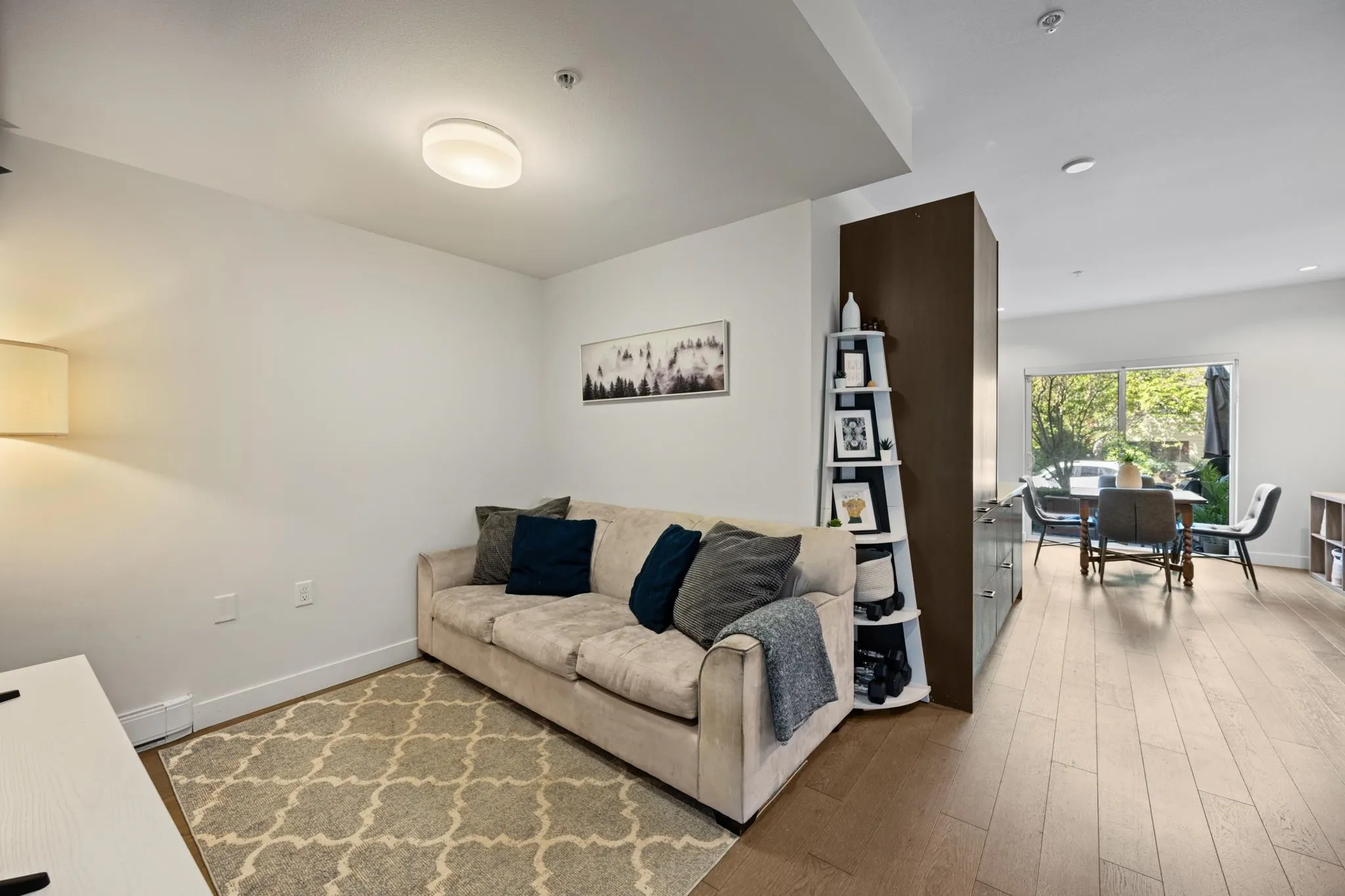 1738 55a Street #204