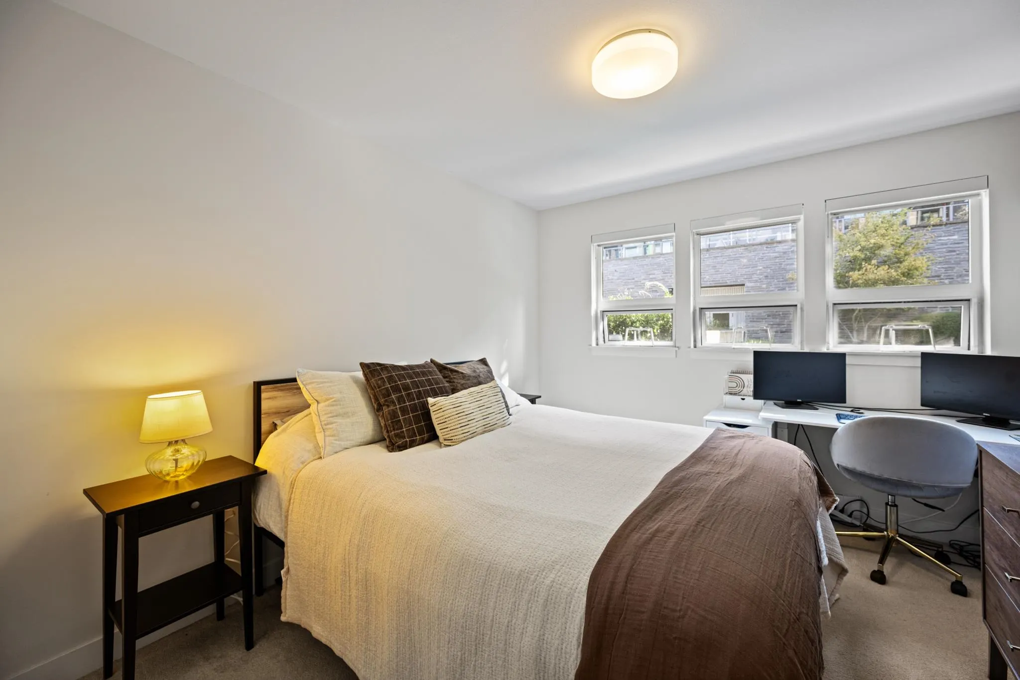 1738 55a Street #204