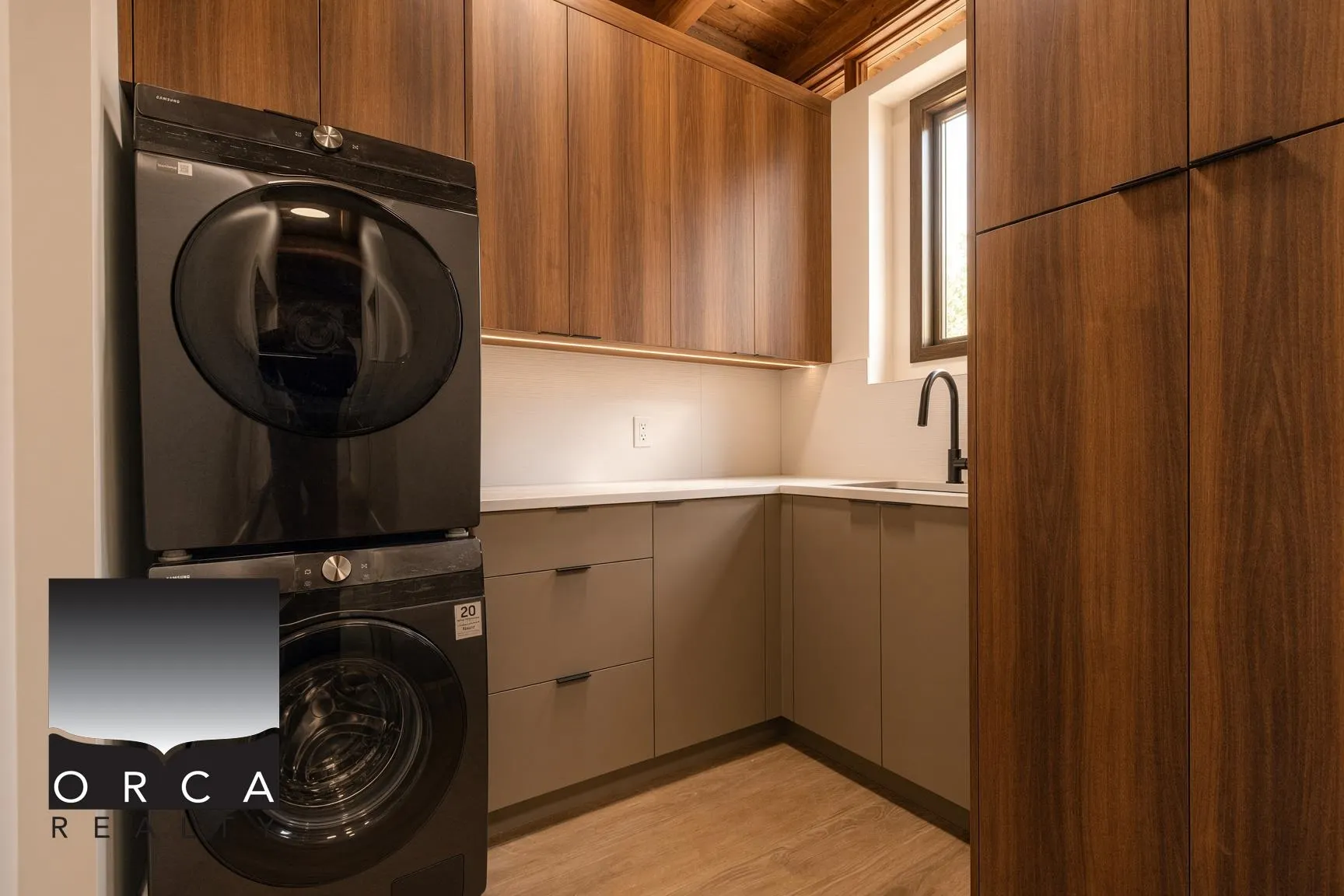 5363 Kew Cliff Road
