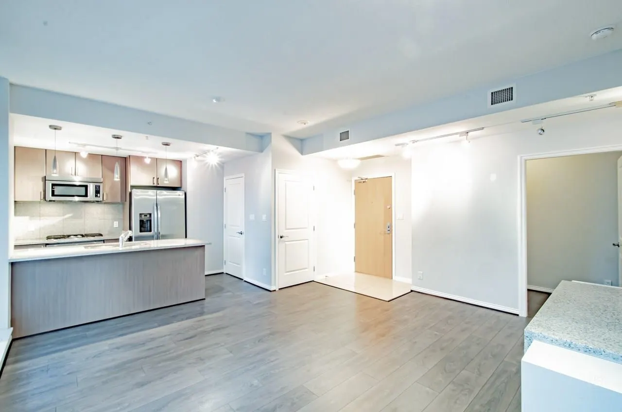 1211 Melville Street #20XX