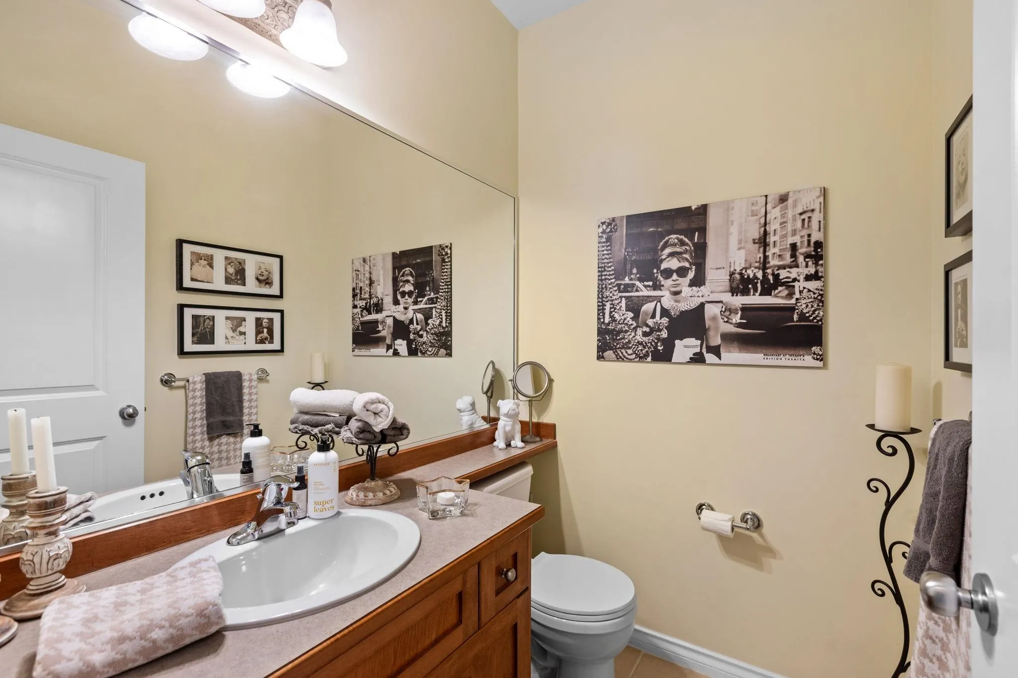 2484 Nile Gate #B