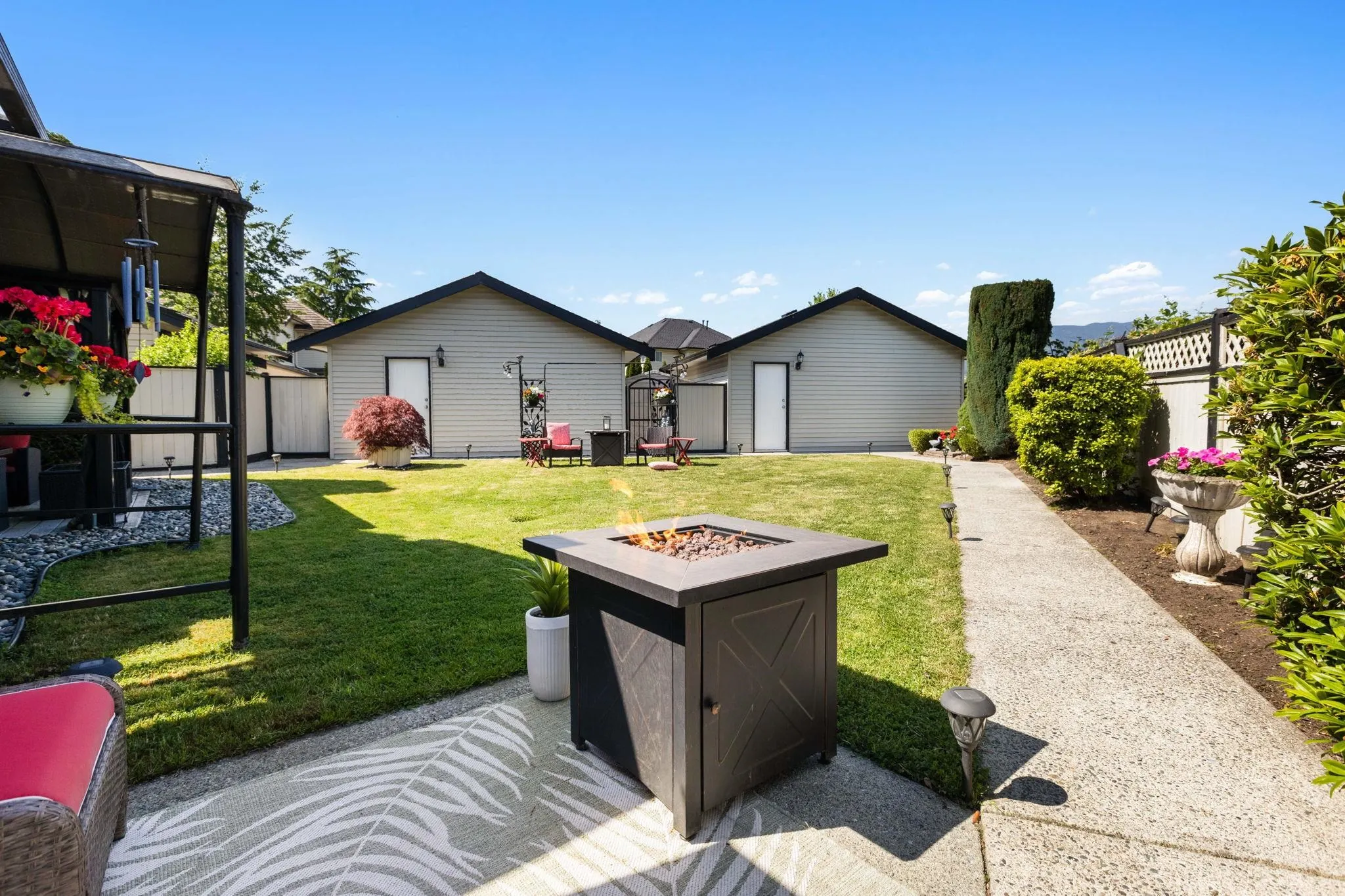 2484 Nile Gate #B