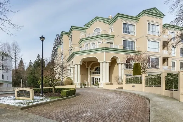 2995 Princess Crescent #320