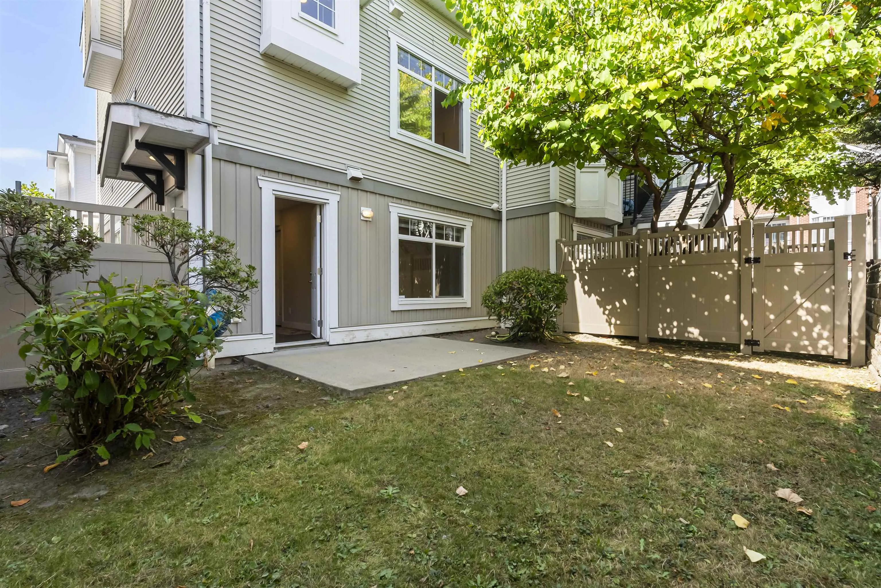19551 66 Avenue #88